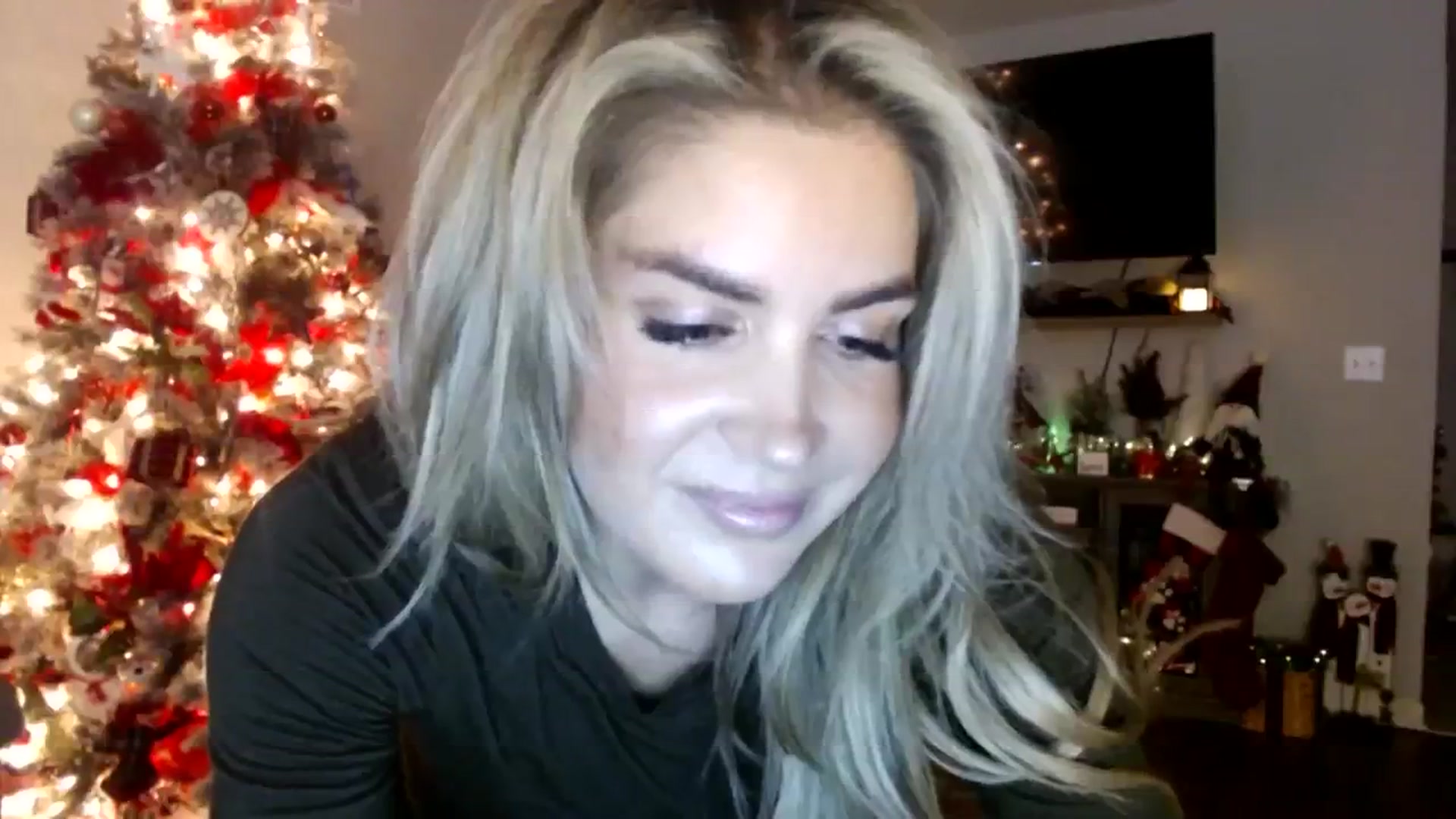 Gallery image thumbnail from MsMarilyn's myfreecams stream on, 12/04/2023, 15:24 image 6 of 20