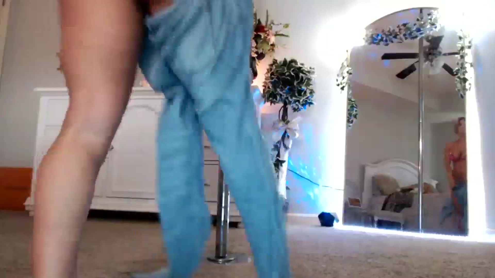 Gallery image thumbnail from MsMarilyn's myfreecams stream on, 01/02/2024, 21:23 image 19 of 20