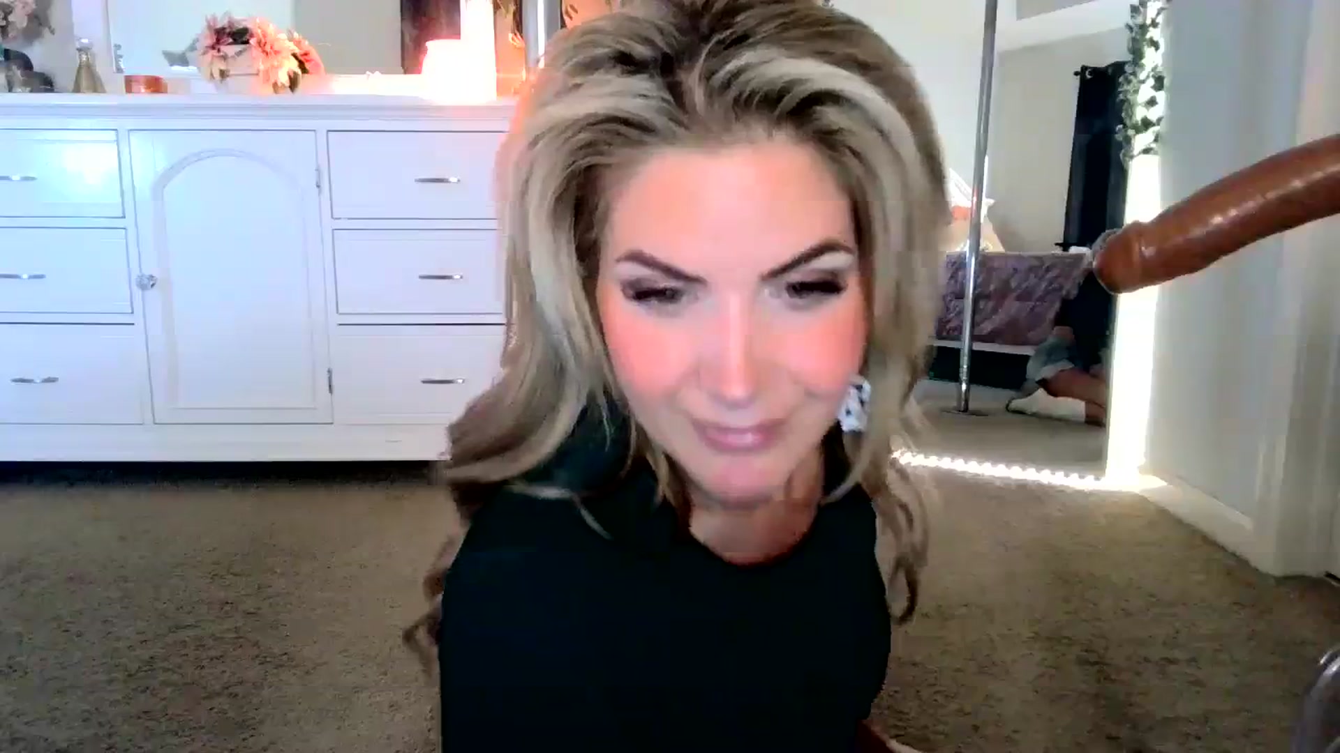 Gallery image thumbnail from MsMarilyn's myfreecams stream on, 01/23/2024, 17:25 image 18 of 20
