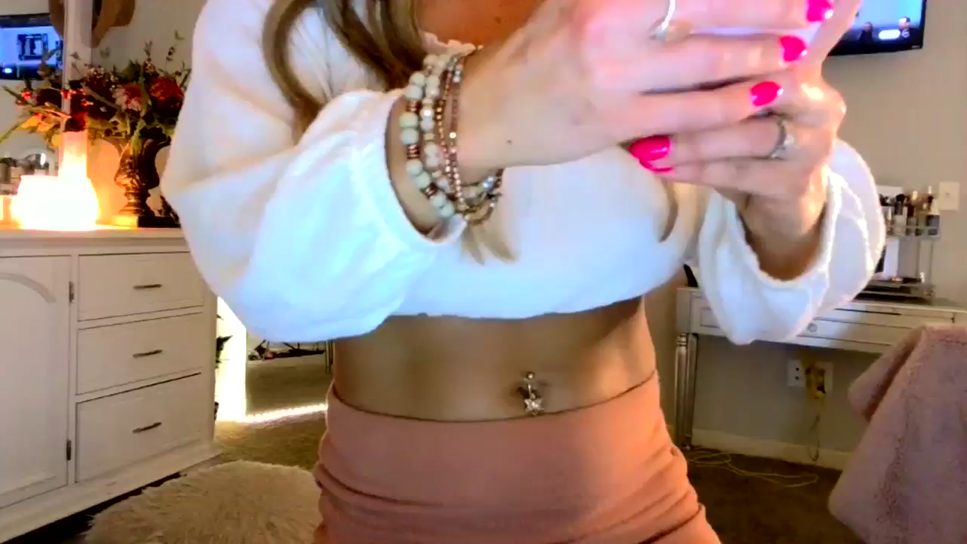 Gallery image thumbnail from MsMarilyn's myfreecams stream on, 01/26/2024, 15:32 image 6 of 20