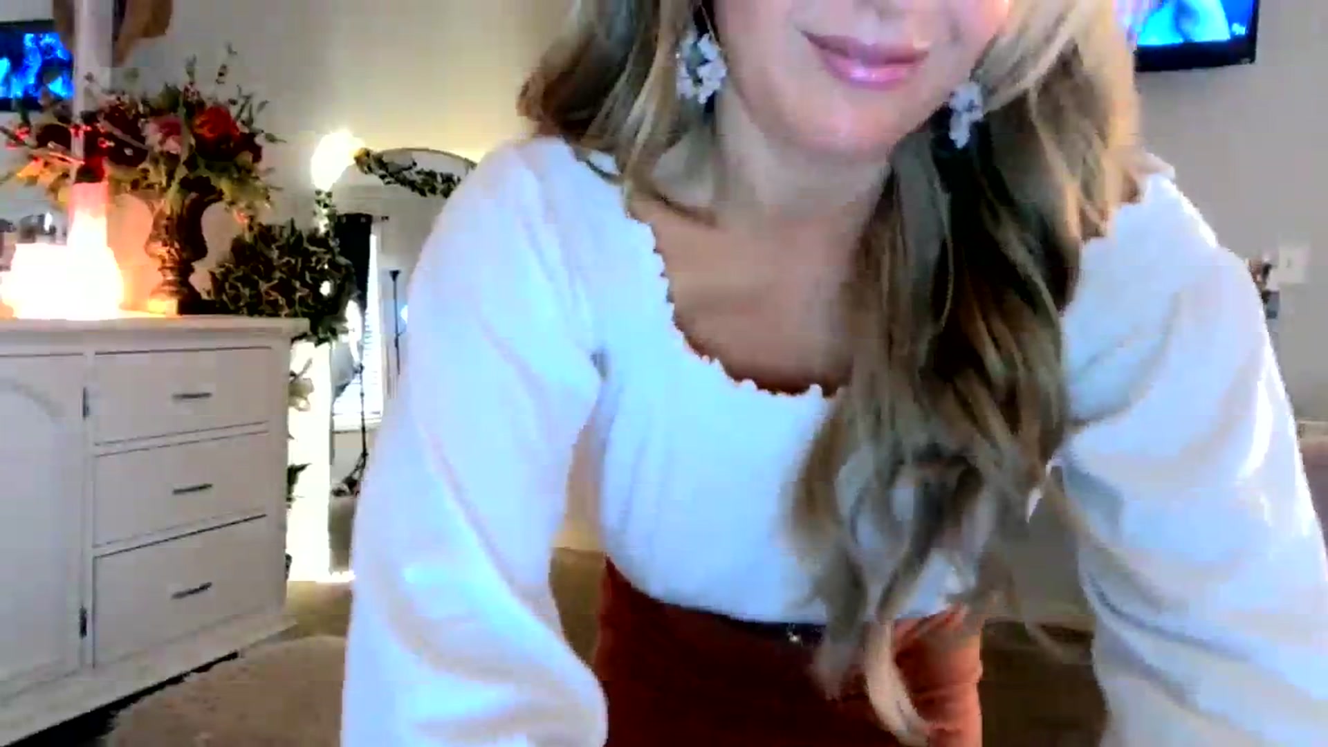 Gallery image thumbnail from MsMarilyn's myfreecams stream on, 01/26/2024, 15:32 image 11 of 20