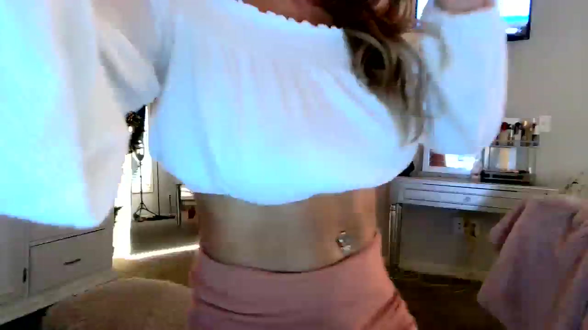 Gallery image thumbnail from MsMarilyn's myfreecams stream on, 01/26/2024, 16:29 image 6 of 20
