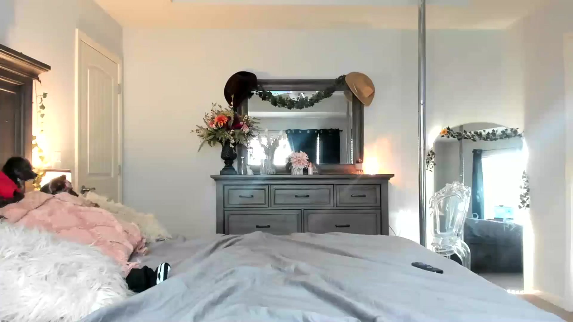 Gallery image thumbnail from MsMarilyn's myfreecams stream on, 02/07/2024, 21:52 image 20 of 20