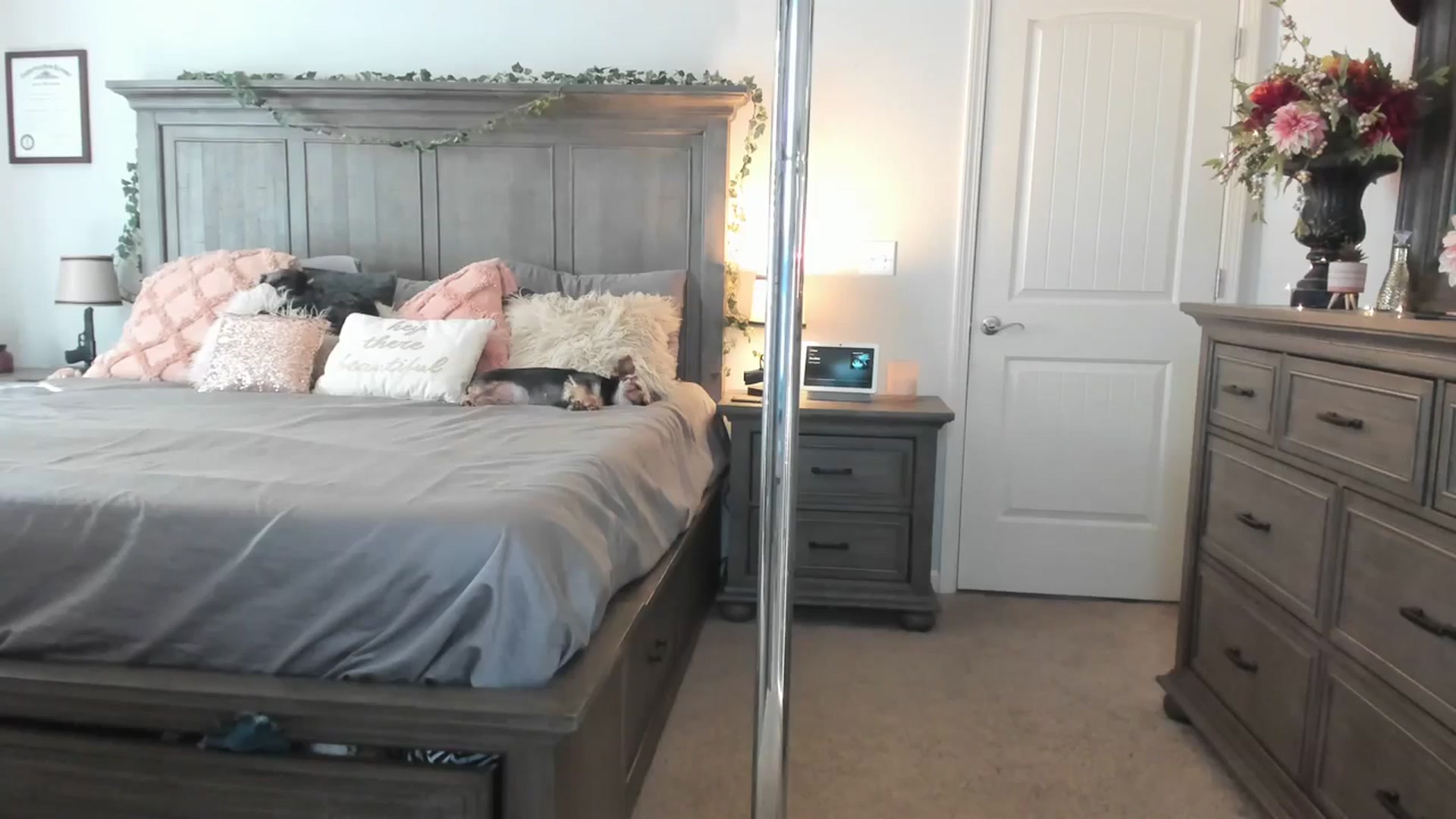 Gallery image thumbnail from MsMarilyn's myfreecams stream on, 02/21/2024, 17:03 image 18 of 20