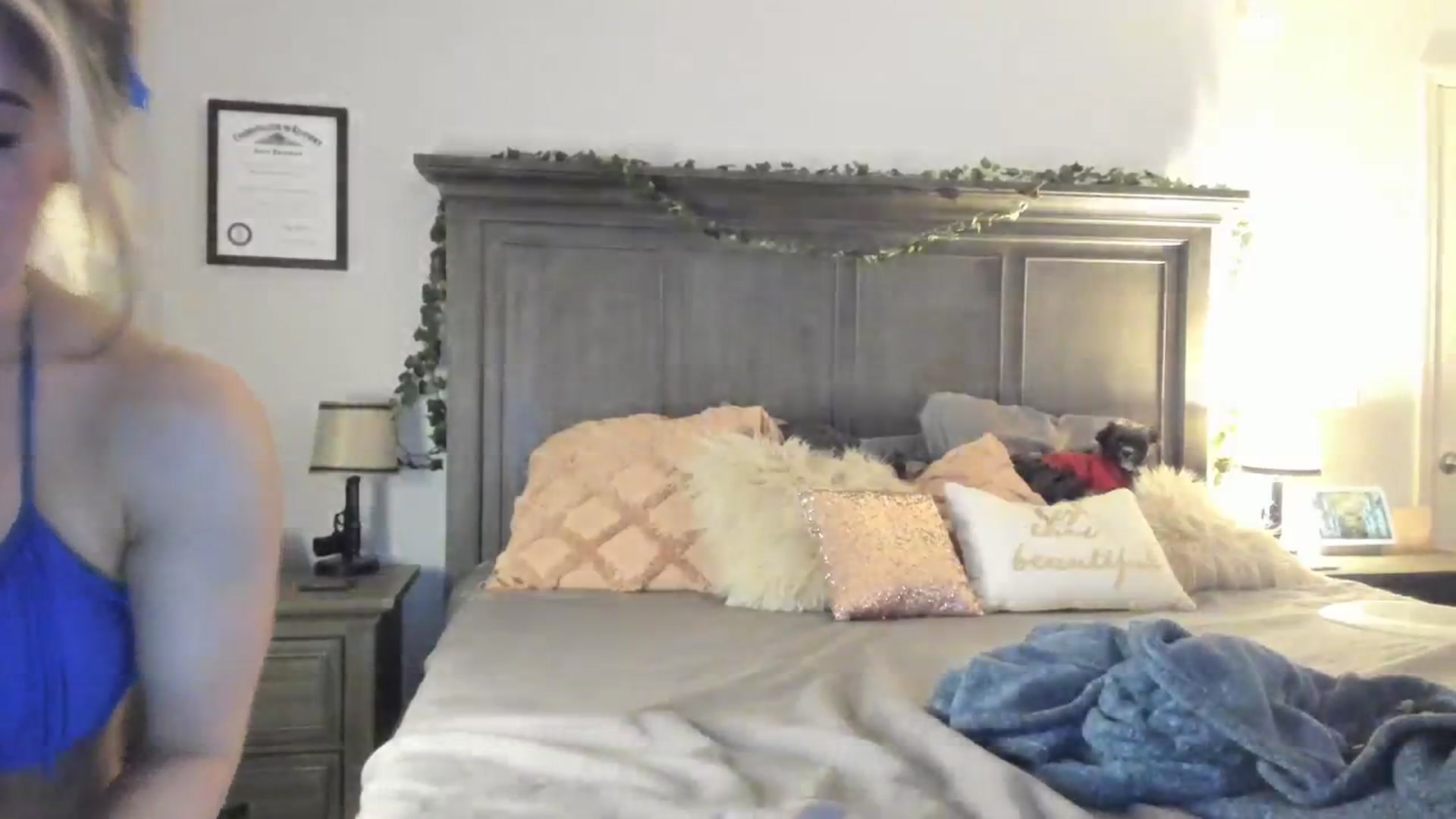 Gallery image thumbnail from MsMarilyn's myfreecams stream on, 03/01/2024, 20:24 image 6 of 20