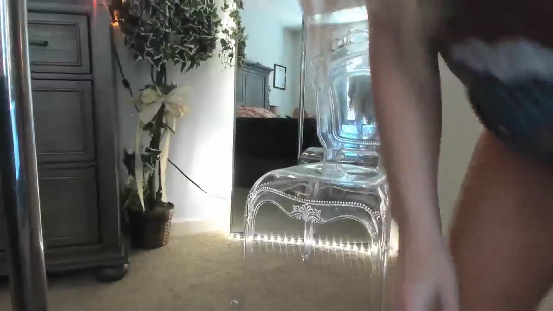 Gallery image thumbnail from MsMarilyn's myfreecams stream on, 03/04/2024, 18:04 image 13 of 20