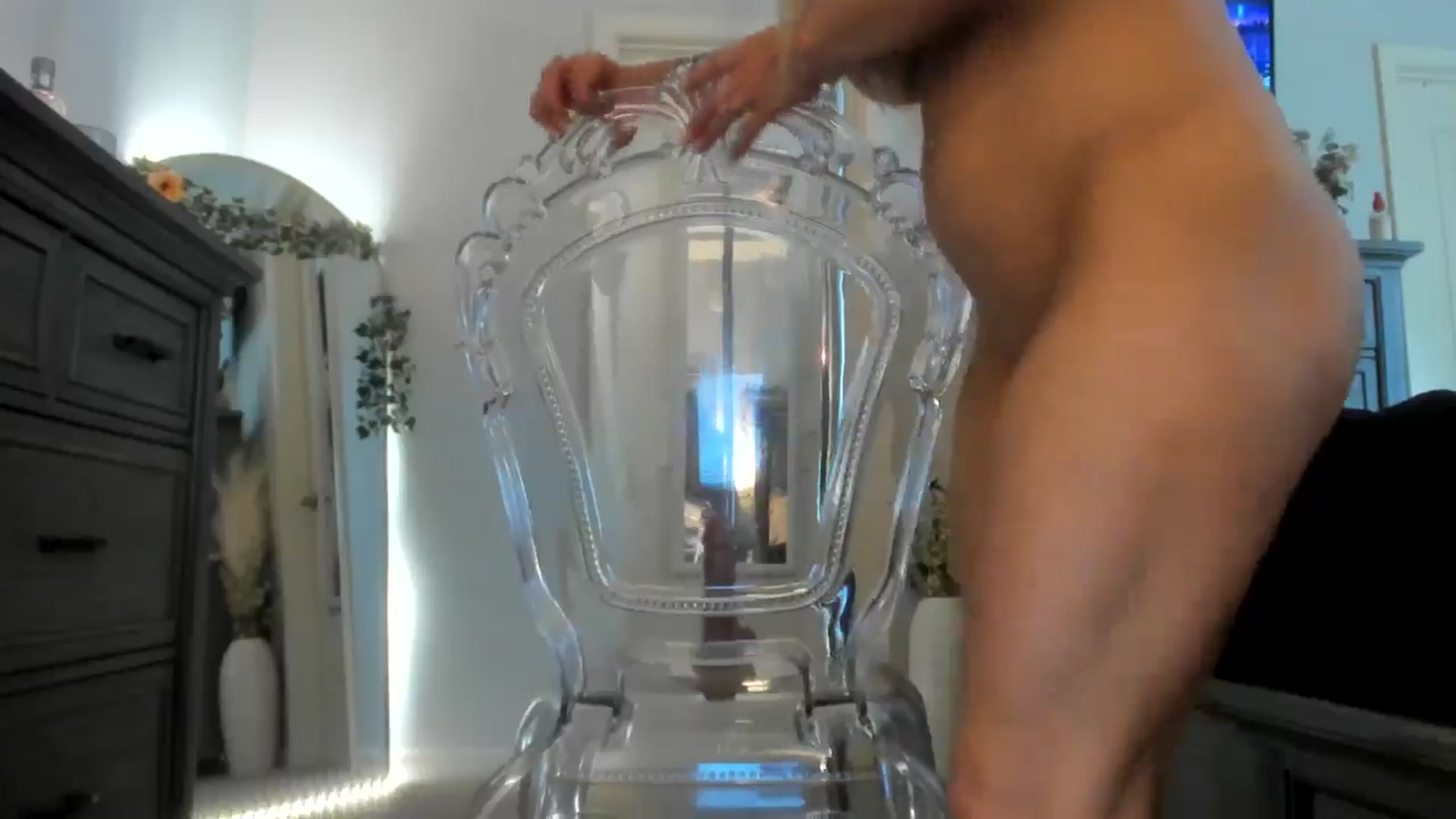 Gallery image thumbnail from MsMarilyn's myfreecams stream on, 05/16/2024, 22:28 image 9 of 20