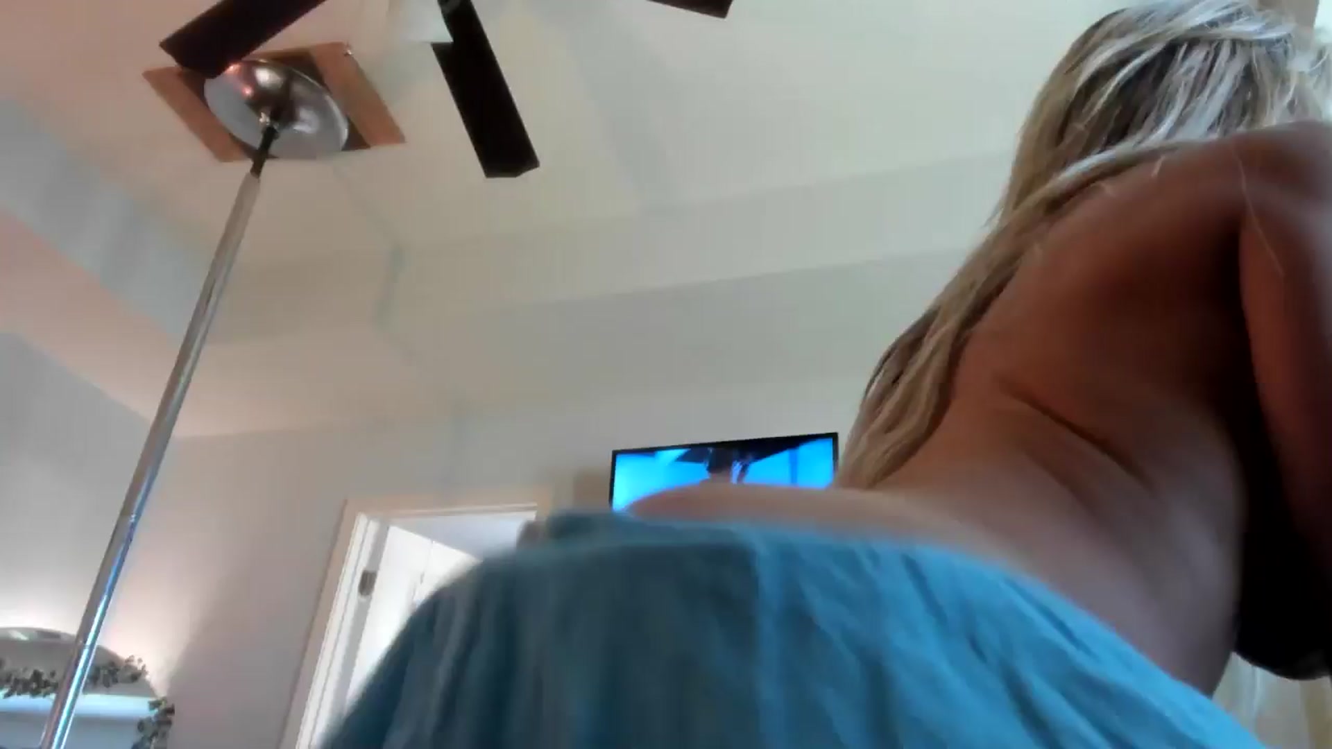 Gallery image thumbnail from MsMarilyn's myfreecams stream on, 05/29/2024, 15:29 image 18 of 20