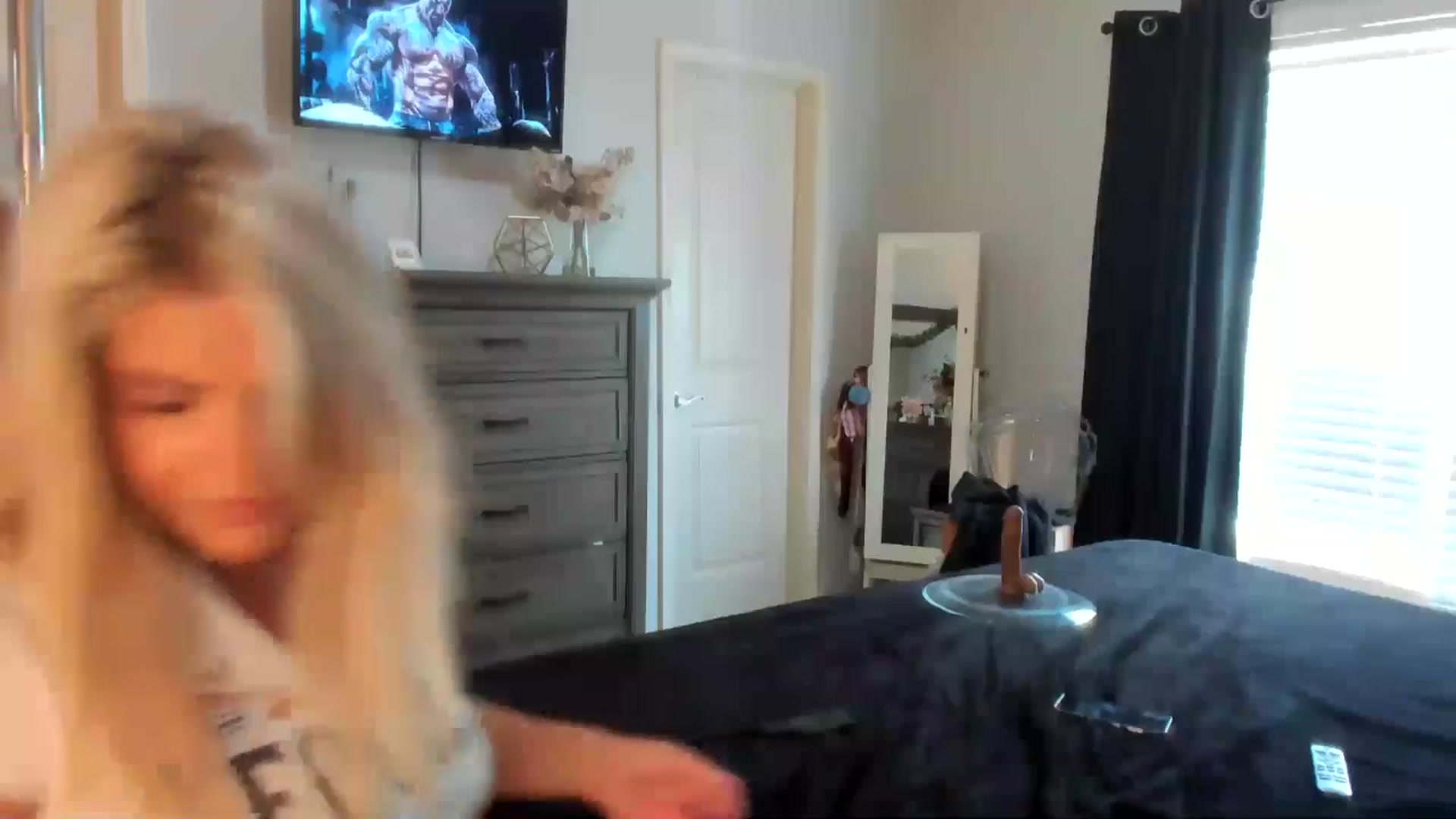 Gallery image thumbnail from MsMarilyn's myfreecams stream on, 06/24/2024, 18:46 image 6 of 20