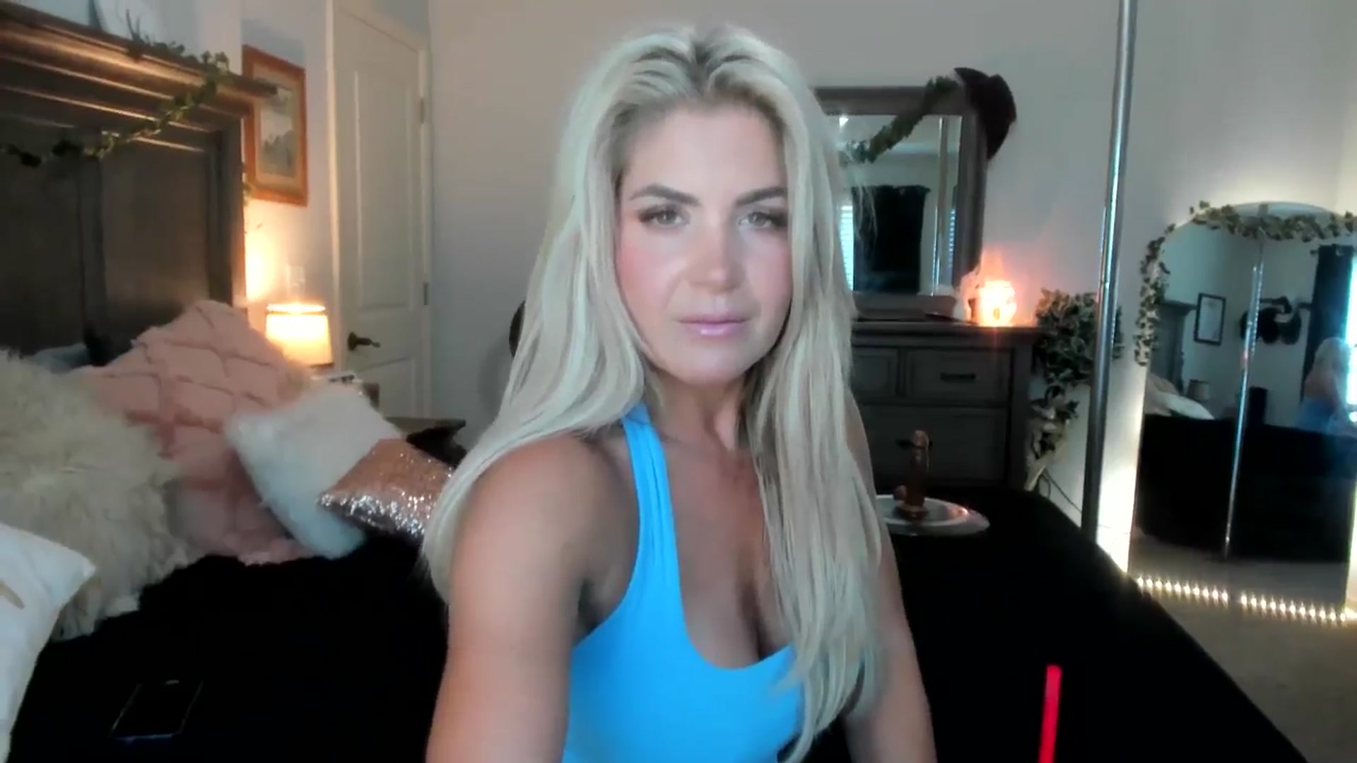 Gallery image thumbnail from MsMarilyn's myfreecams stream on, 06/25/2024, 15:31 image 10 of 20