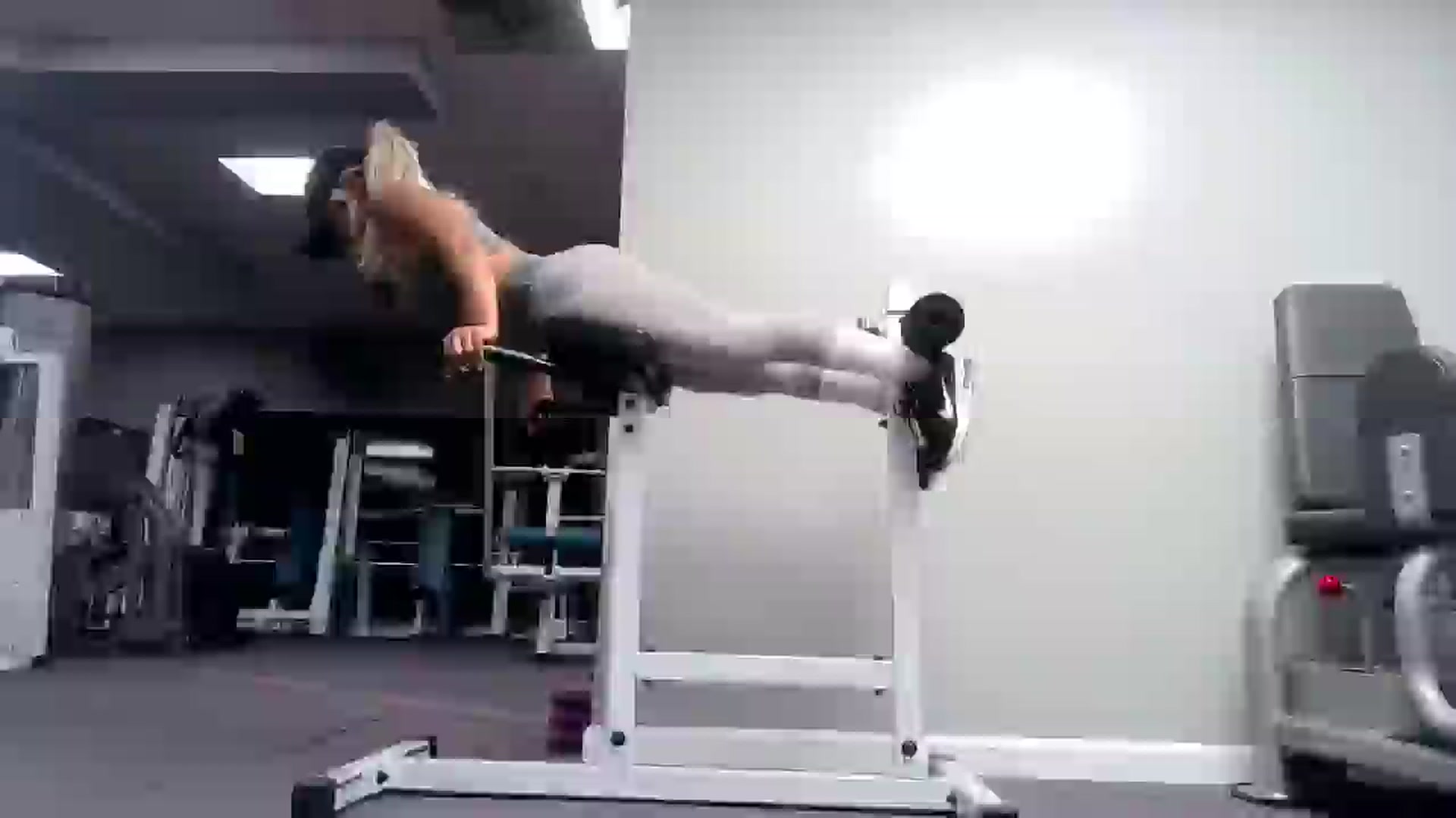 Gallery image thumbnail from MsMarilyn's myfreecams stream on, 07/14/2024, 10:58 image 18 of 20