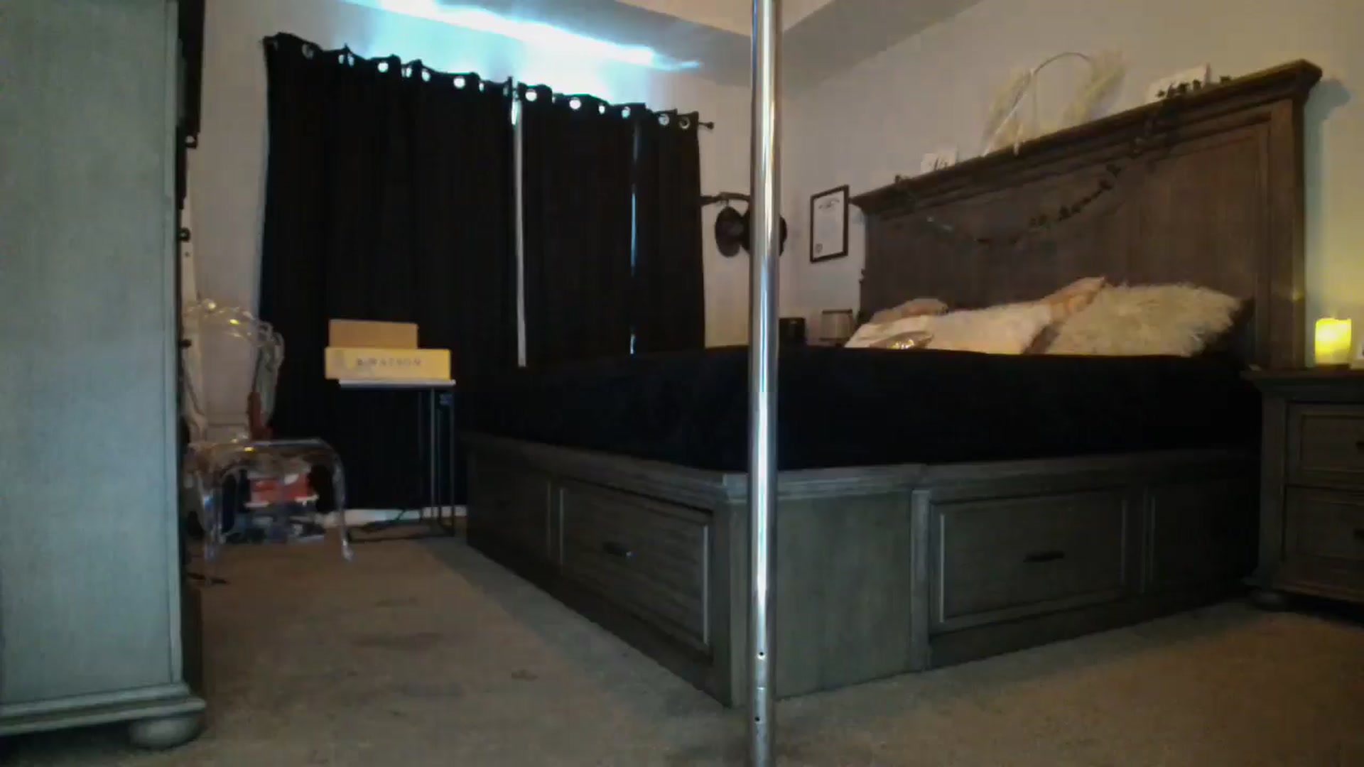 Gallery image thumbnail from MsMarilyn's myfreecams stream on, 07/22/2024, 18:58 image 13 of 20