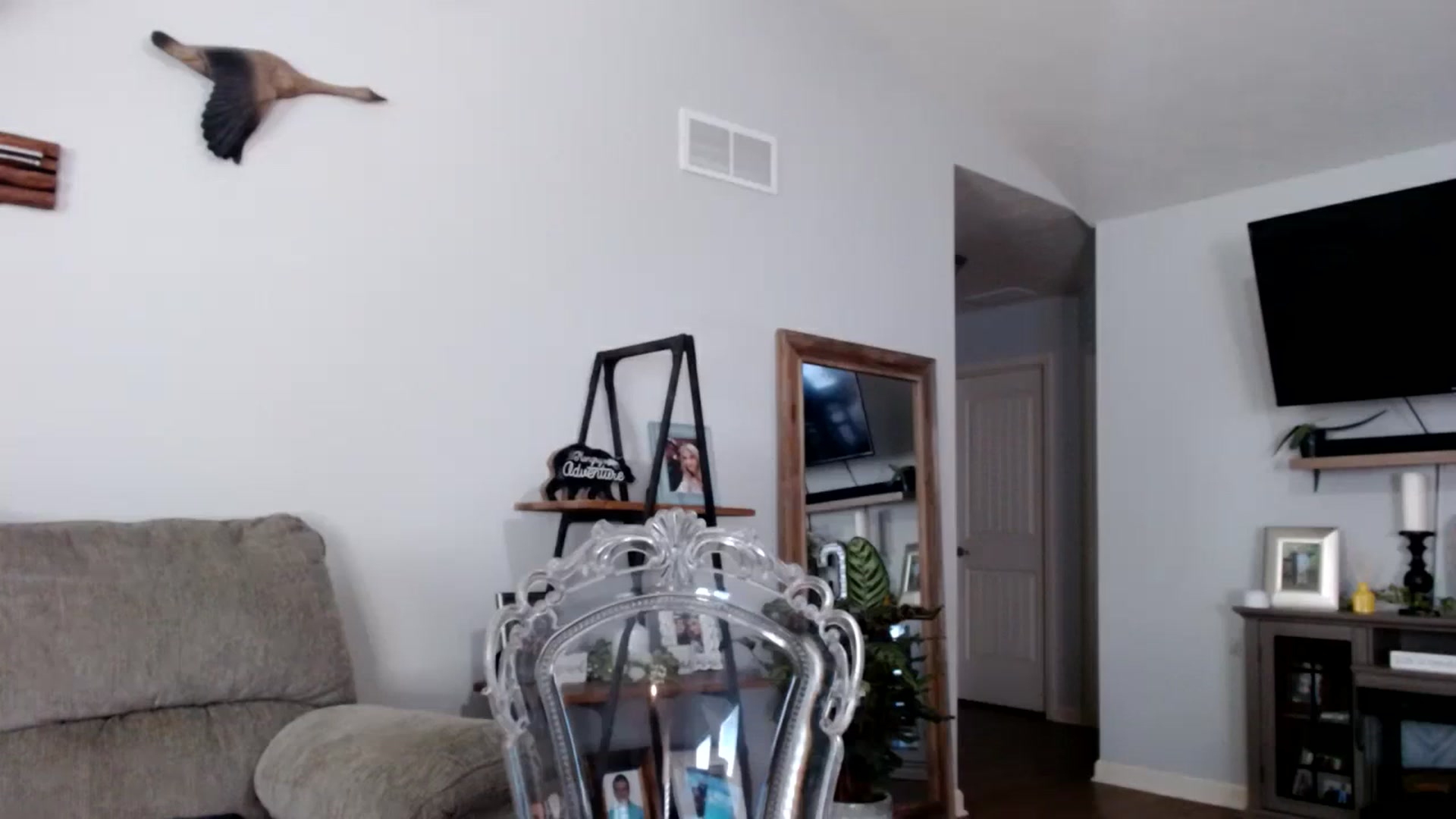 Gallery image thumbnail from MsMarilyn's myfreecams stream on, 08/20/2024, 17:52 image 2 of 20