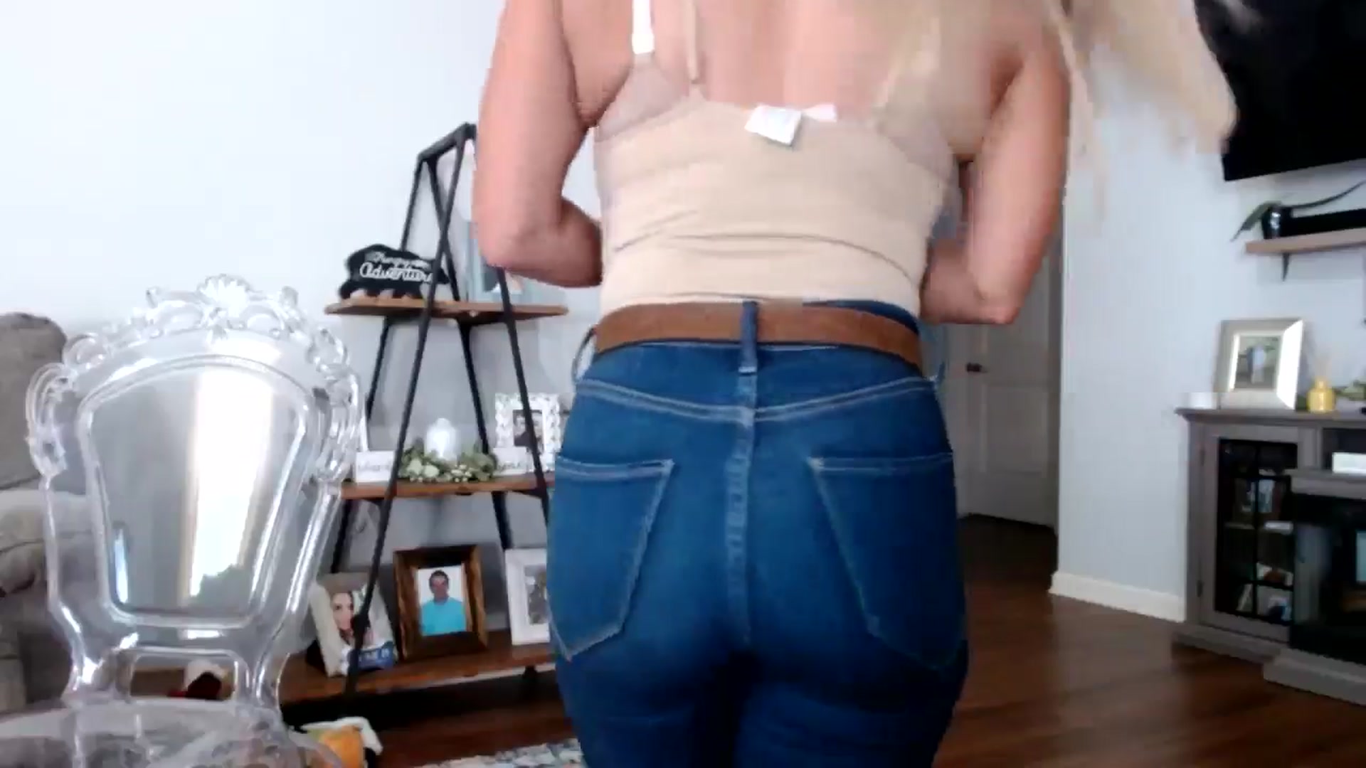 Gallery image thumbnail from MsMarilyn's myfreecams stream on, 08/20/2024, 18:30 image 7 of 20