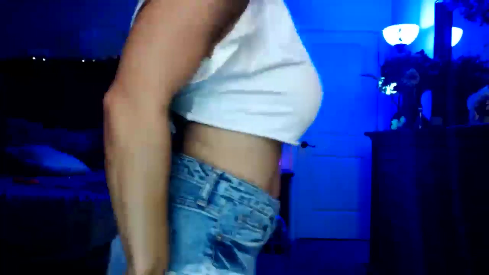 Gallery image thumbnail from MsMarilyn's myfreecams stream on, 08/26/2024, 22:13 image 18 of 20