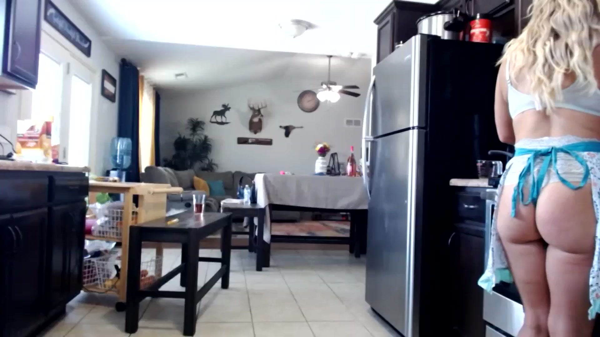 Gallery image thumbnail from MsMarilyn's myfreecams stream on, 08/27/2024, 18:25 image 8 of 20