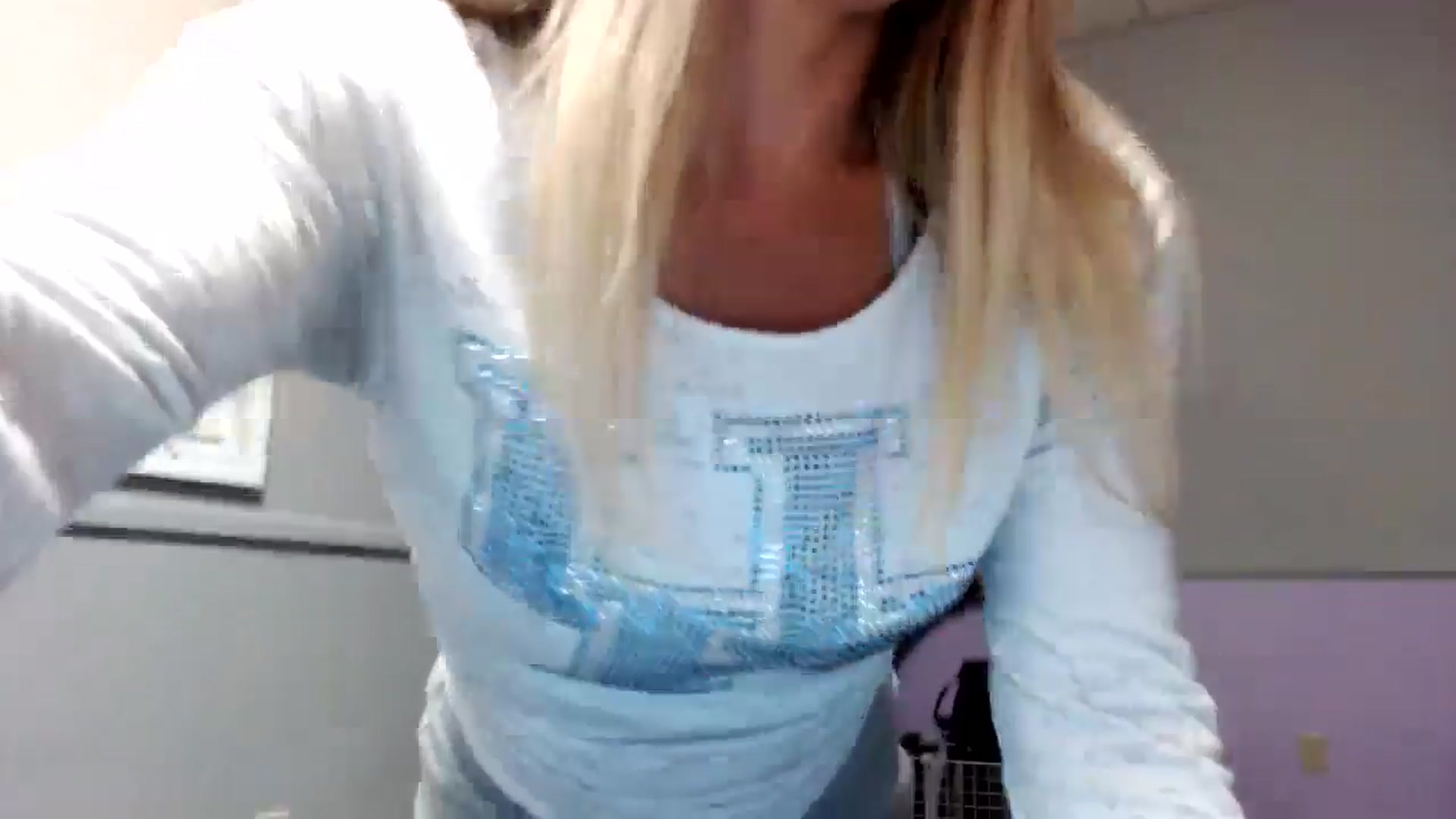Gallery image thumbnail from MsMarilyn's myfreecams stream on, 09/01/2024, 11:25 image 7 of 20