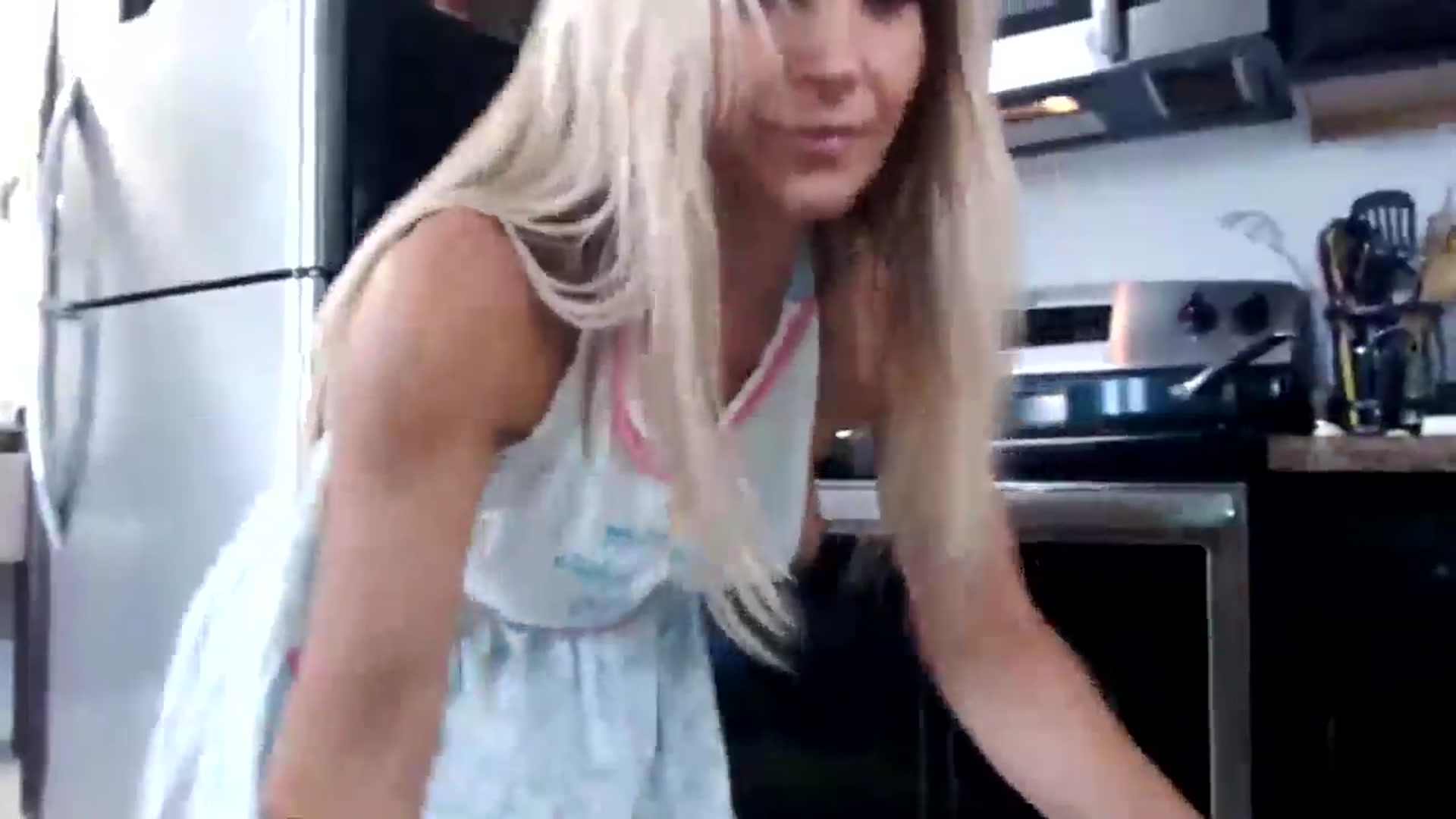 Gallery image thumbnail from MsMarilyn's myfreecams stream on, 09/05/2024, 18:03 image 19 of 20