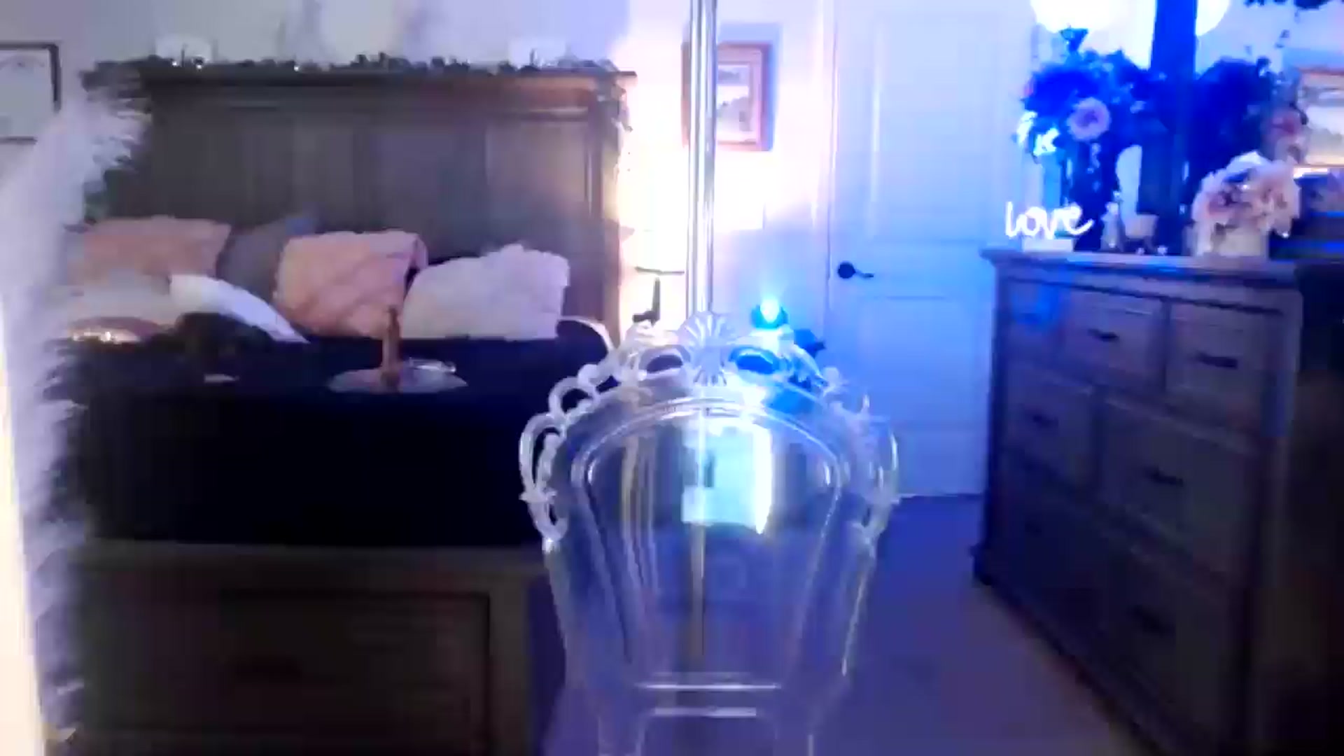 Gallery image thumbnail from MsMarilyn's myfreecams stream on, 09/12/2024, 18:36 image 8 of 20