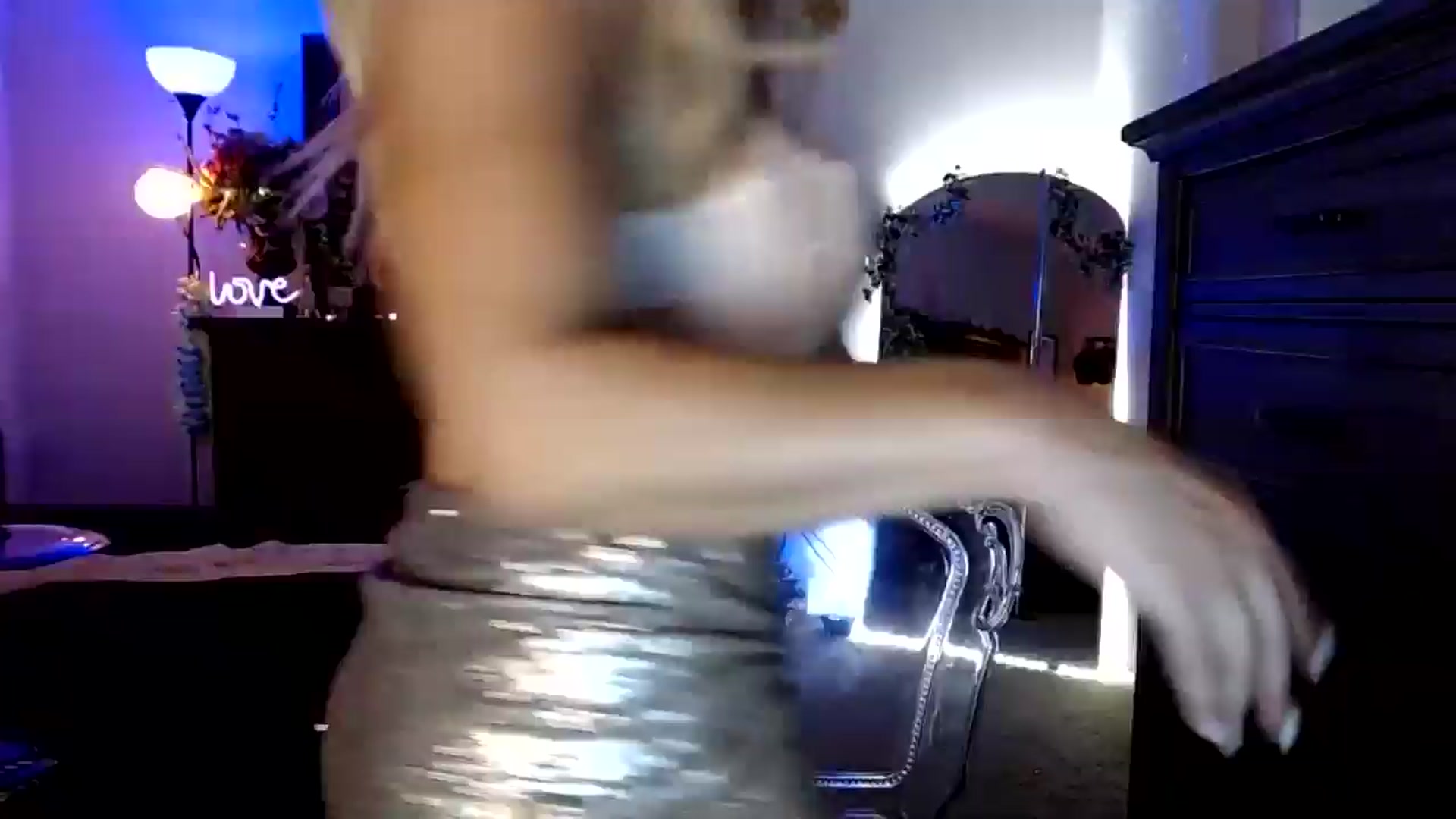 Gallery image thumbnail from MsMarilyn's myfreecams stream on, 09/24/2024, 14:06 image 13 of 20