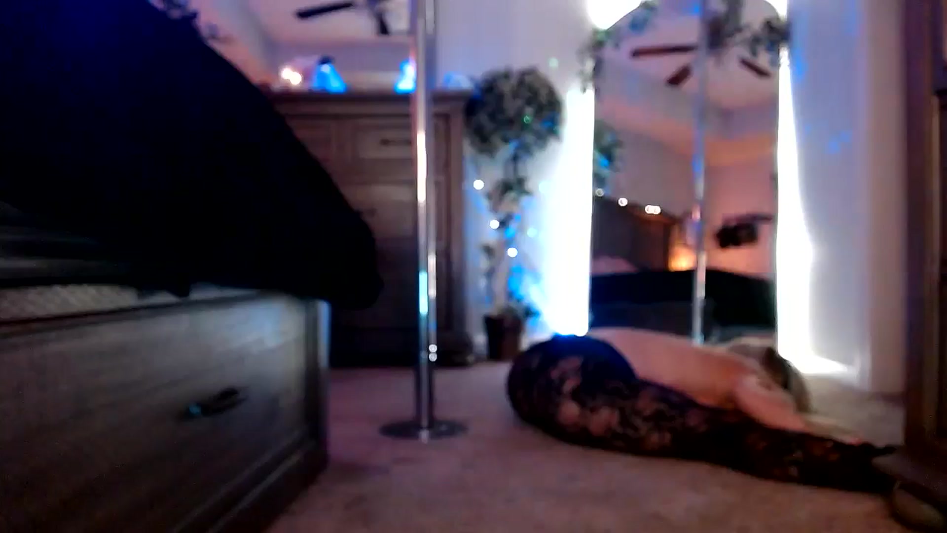 Gallery image thumbnail from MsMarilyn's myfreecams stream on, 09/26/2024, 17:51 image 12 of 20