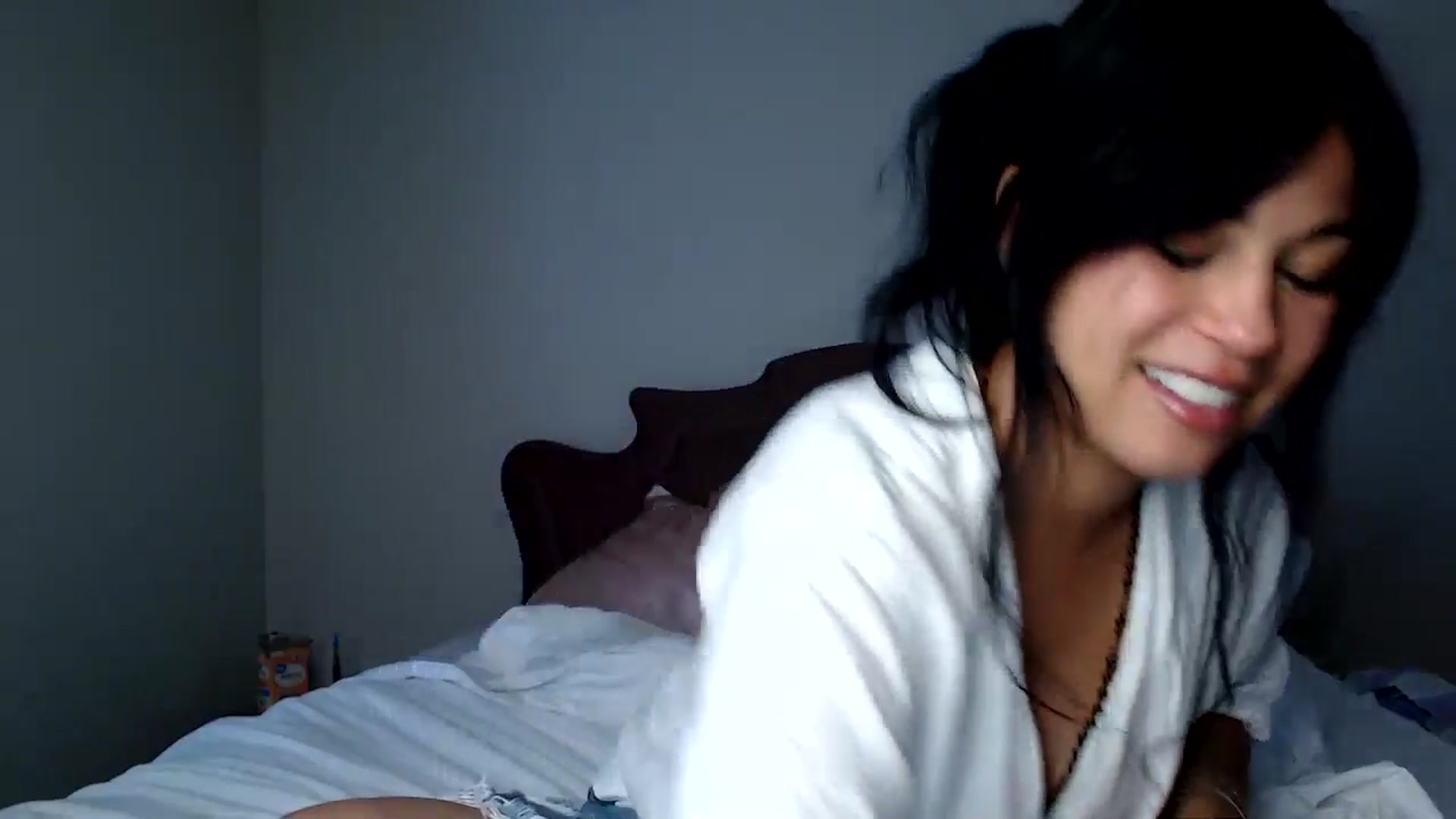 Gallery image thumbnail from MsMaxii's myfreecams stream on, 08/13/2025, 23:48 image 13 of 20