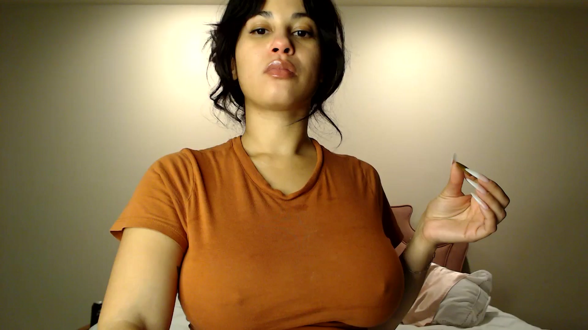 Gallery image thumbnail from MsMaxii's myfreecams stream on, 10/28/2025, 01:09 image 1 of 20