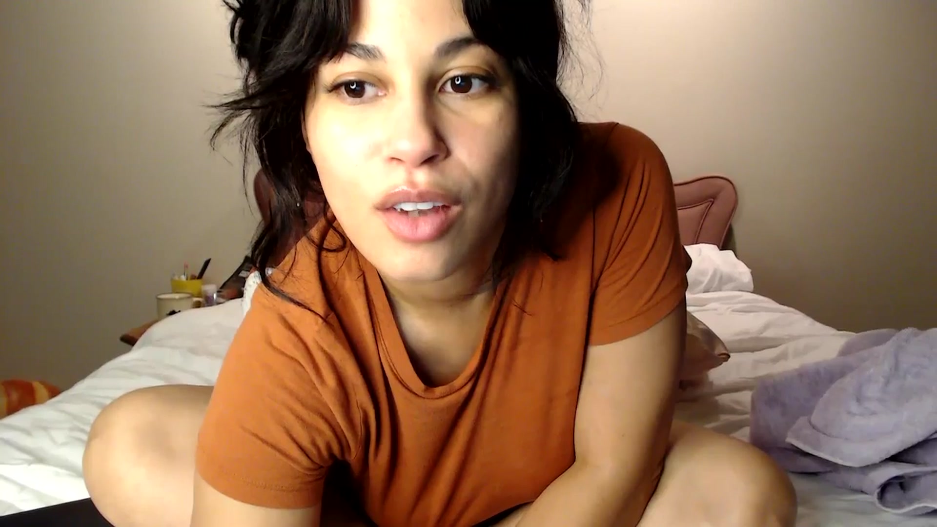Gallery image thumbnail from MsMaxii's myfreecams stream on, 10/28/2025, 01:09 image 10 of 20