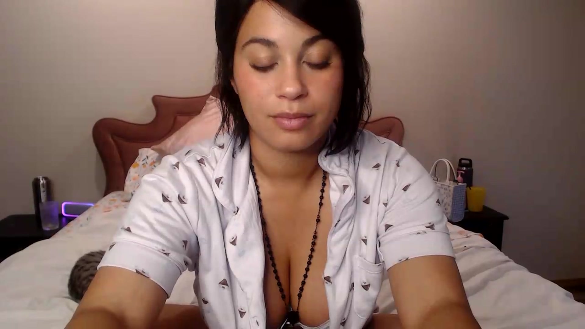 Gallery image thumbnail from MsMaxii's myfreecams stream on, 07/21/2026, 23:03 image 9 of 20