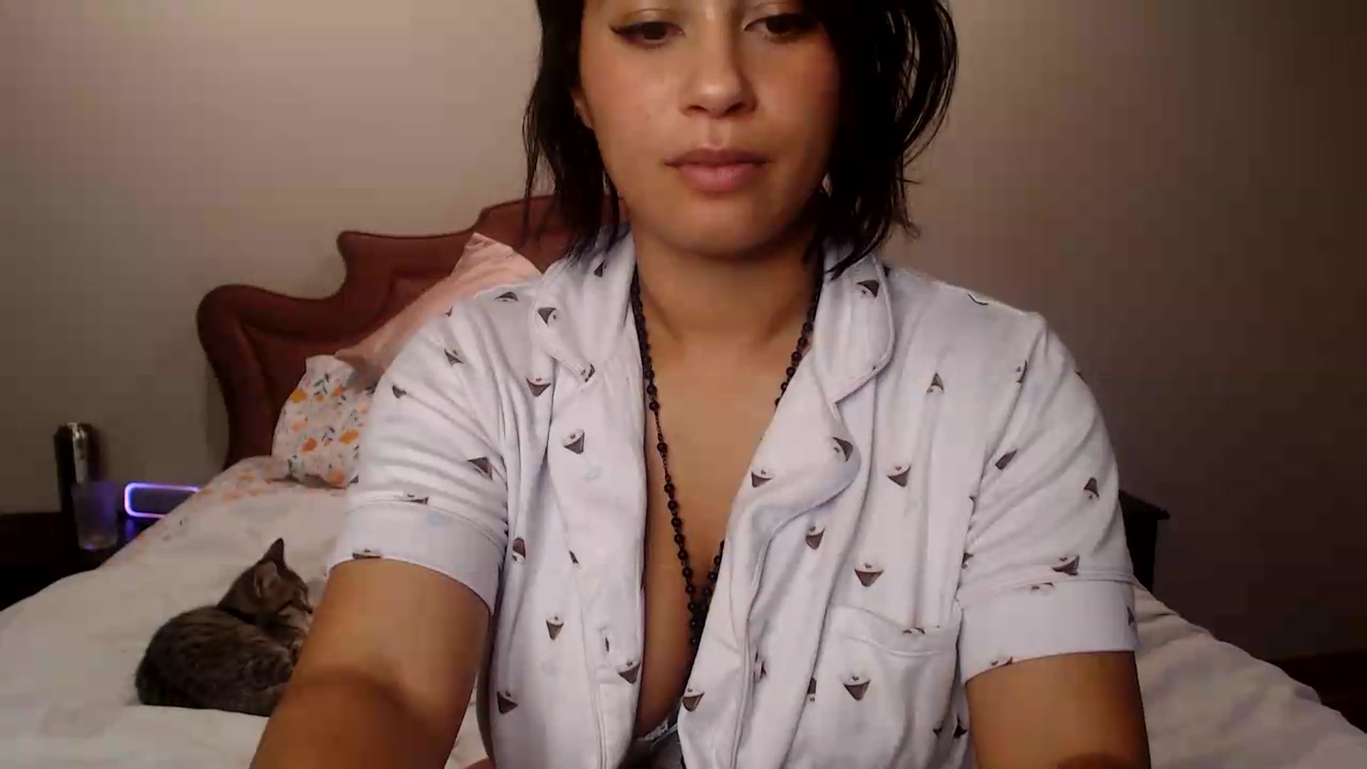 Gallery image thumbnail from MsMaxii's myfreecams stream on, 07/21/2026, 23:03 image 16 of 20