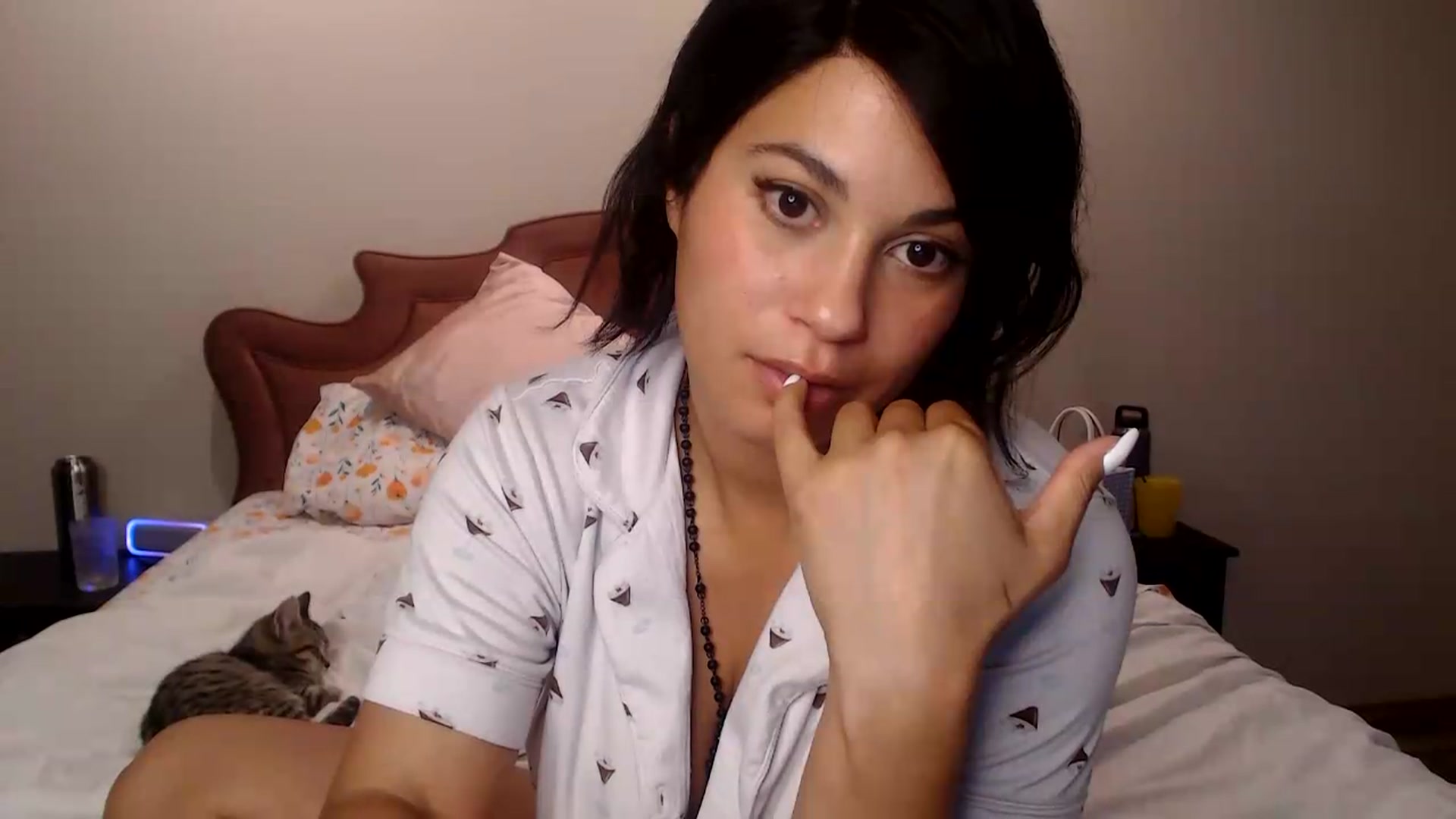 Gallery image thumbnail from MsMaxii's myfreecams stream on, 07/21/2026, 23:03 image 20 of 20