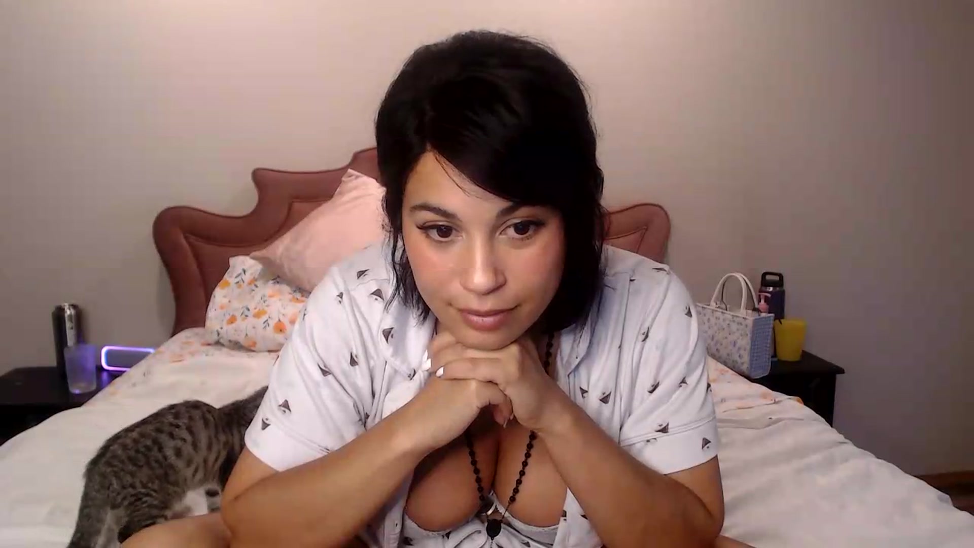 Gallery image thumbnail from MsMaxii's myfreecams stream on, 07/21/2026, 23:03 image 8 of 20