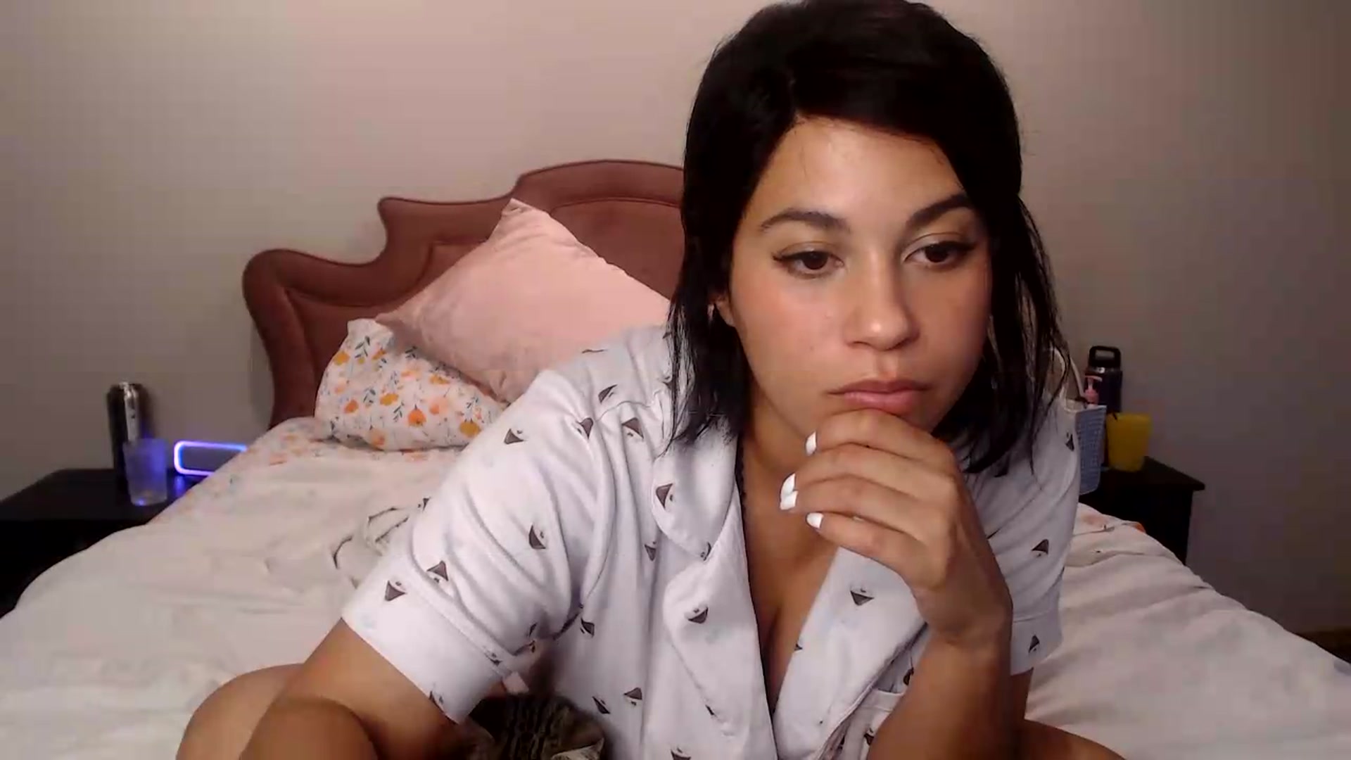 Gallery image thumbnail from MsMaxii's myfreecams stream on, 07/21/2026, 23:03 image 4 of 20