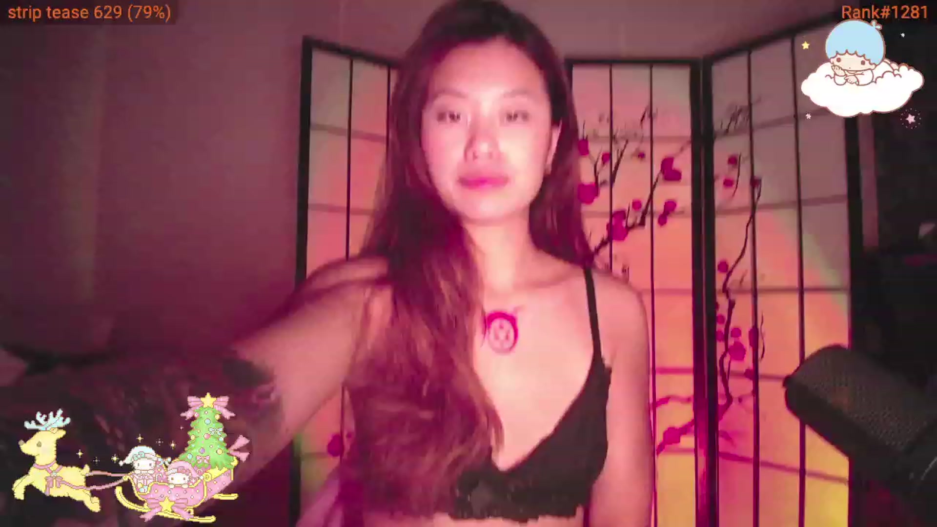 Gallery image thumbnail from MsMoncler's myfreecams stream on, 12/25/2023, 05:01 image 20 of 20