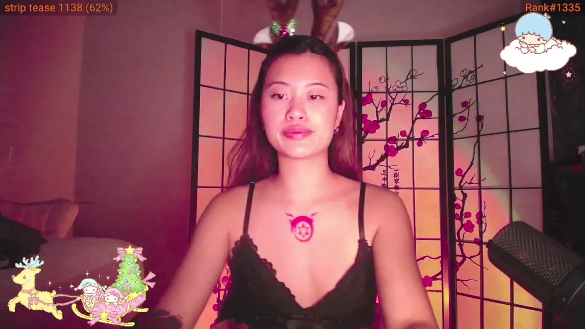 Gallery image thumbnail from MsMoncler's myfreecams stream on, 12/25/2023, 05:01 image 8 of 20