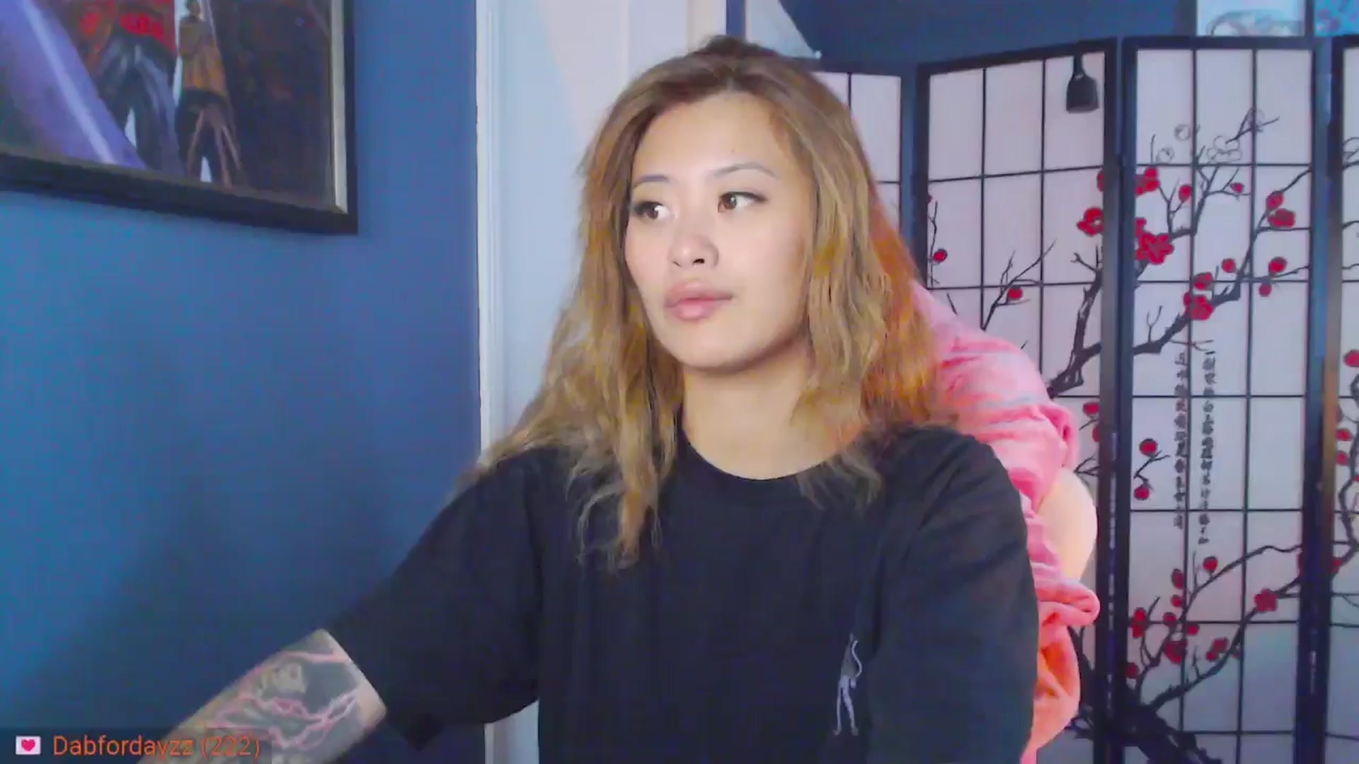 Gallery image thumbnail from MsMoncler's myfreecams stream on, 10/24/2024, 16:32 image 7 of 20