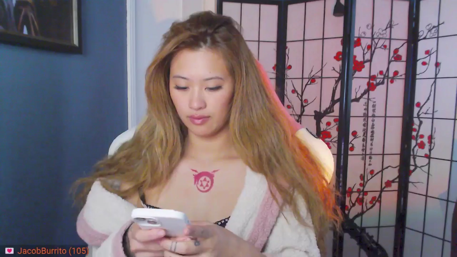 Gallery image thumbnail from MsMoncler's myfreecams stream on, 10/25/2024, 15:19 image 18 of 20