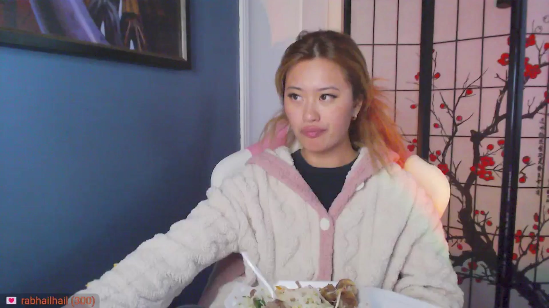 Gallery image thumbnail from MsMoncler's myfreecams stream on, 10/25/2024, 16:28 image 13 of 20