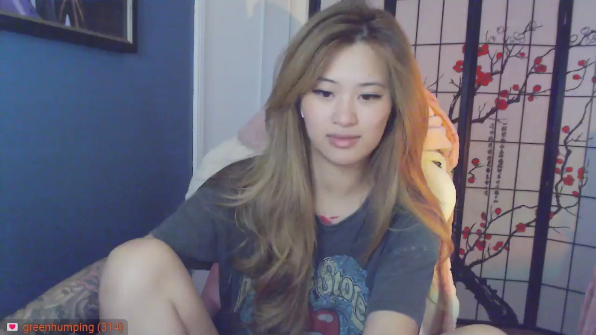 Gallery image thumbnail from MsMoncler's myfreecams stream on, 10/29/2024, 14:32 image 18 of 20