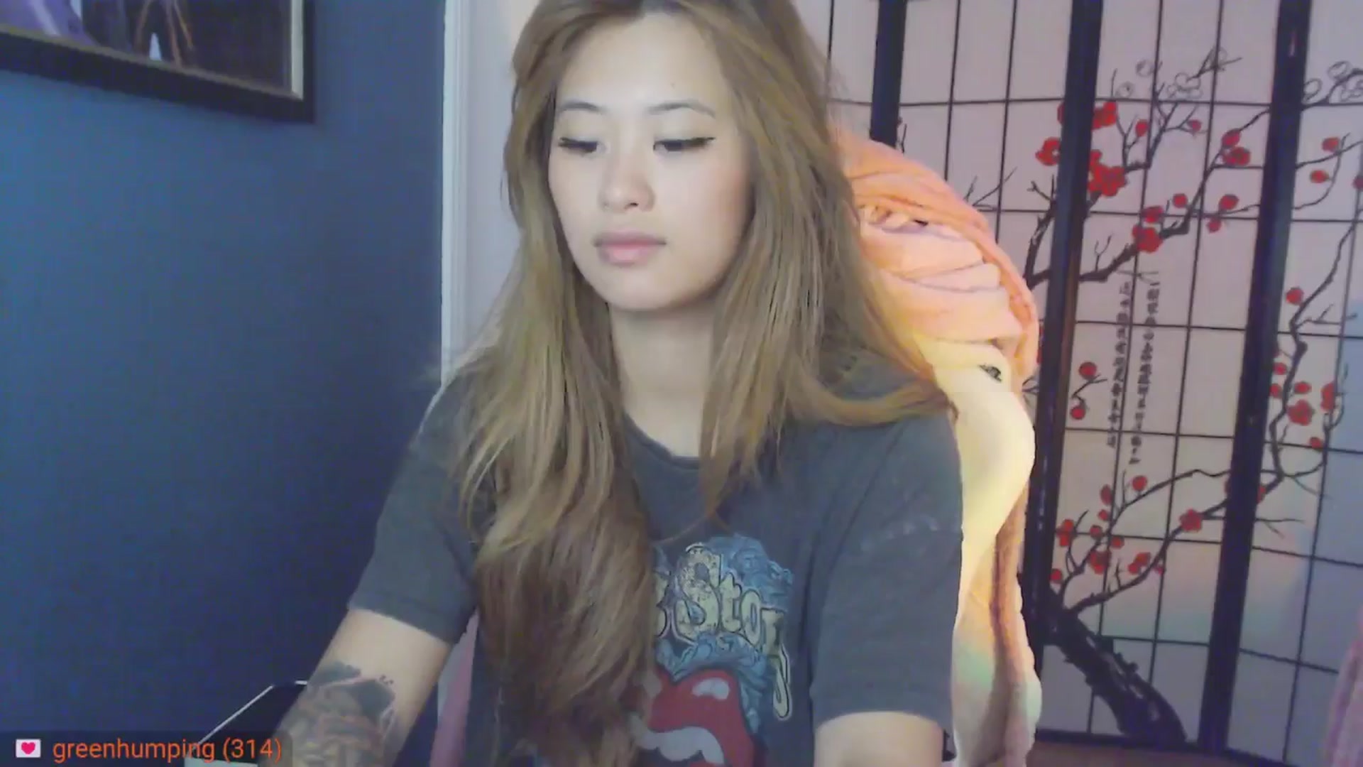 Gallery image thumbnail from MsMoncler's myfreecams stream on, 10/29/2024, 14:32 image 12 of 20