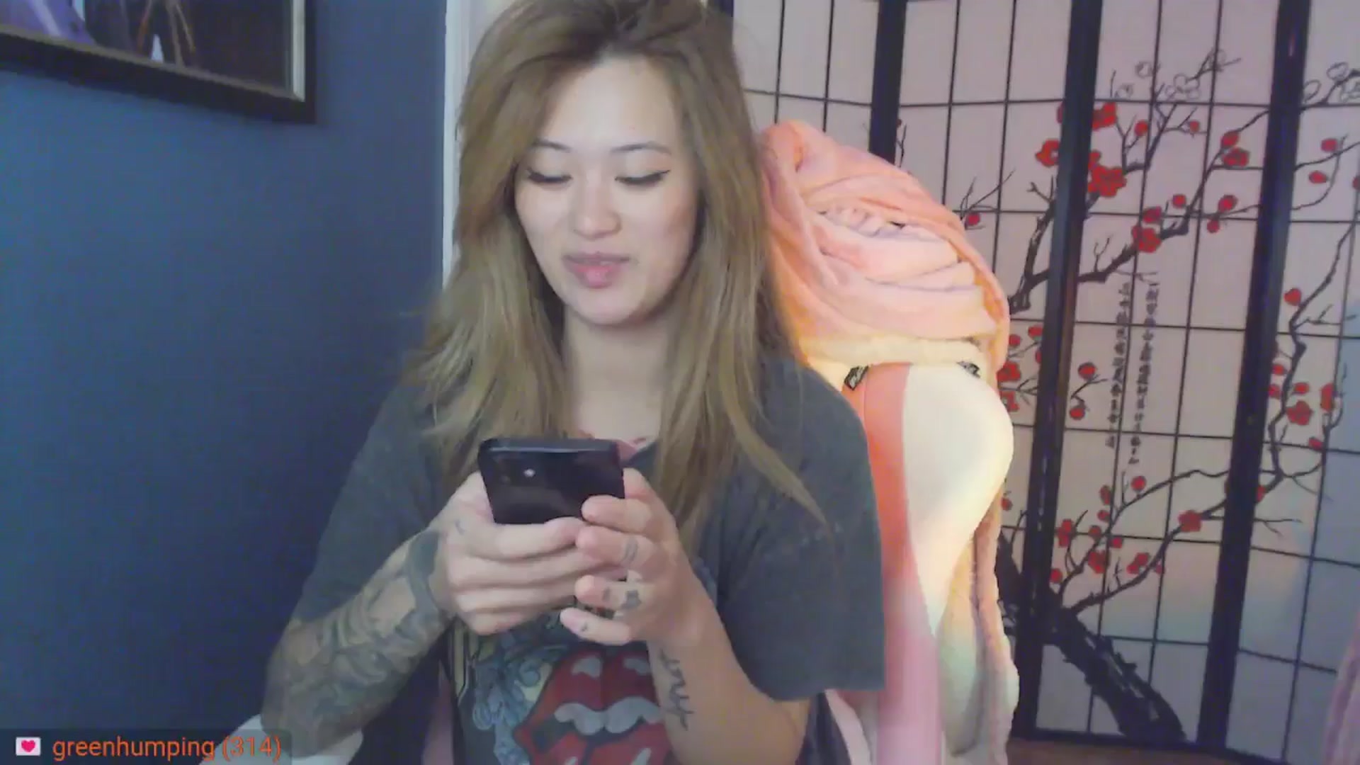 Gallery image thumbnail from MsMoncler's myfreecams stream on, 10/29/2024, 14:32 image 10 of 20