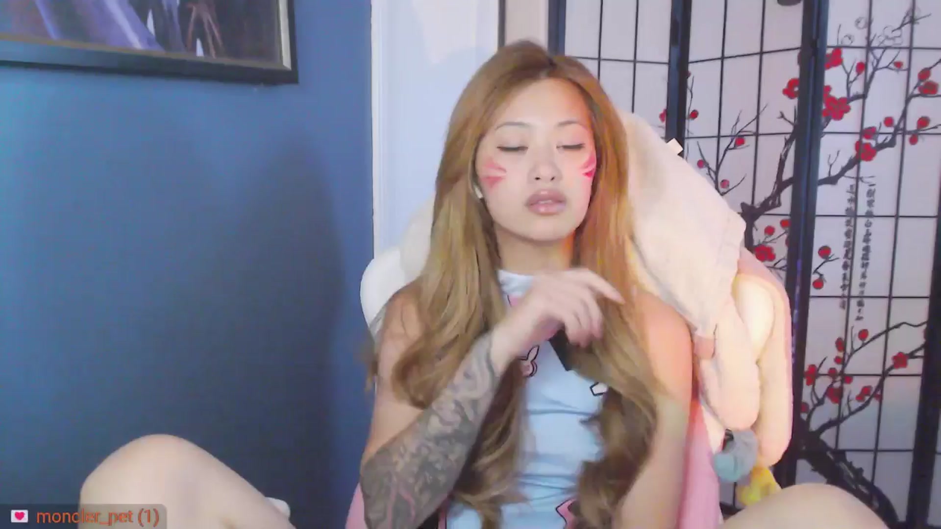 Gallery image thumbnail from MsMoncler's myfreecams stream on, 10/30/2024, 14:33 image 5 of 20