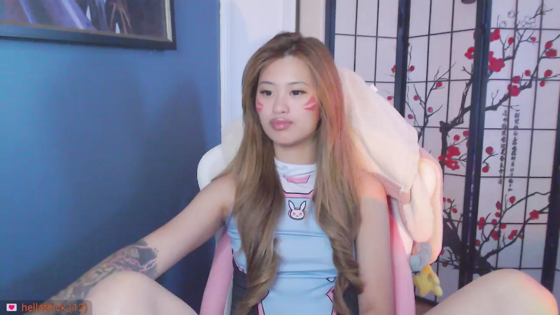 Gallery image thumbnail from MsMoncler's myfreecams stream on, 10/30/2024, 14:33 image 13 of 20