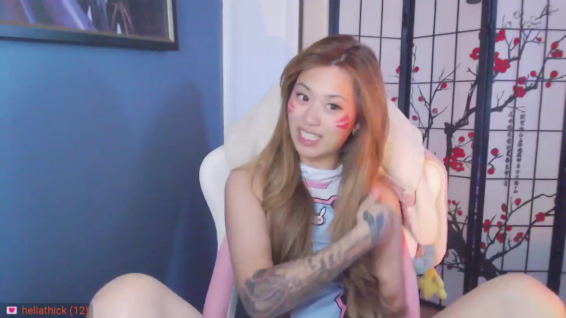 Gallery image thumbnail from MsMoncler's myfreecams stream on, 10/30/2024, 14:33 image 14 of 20