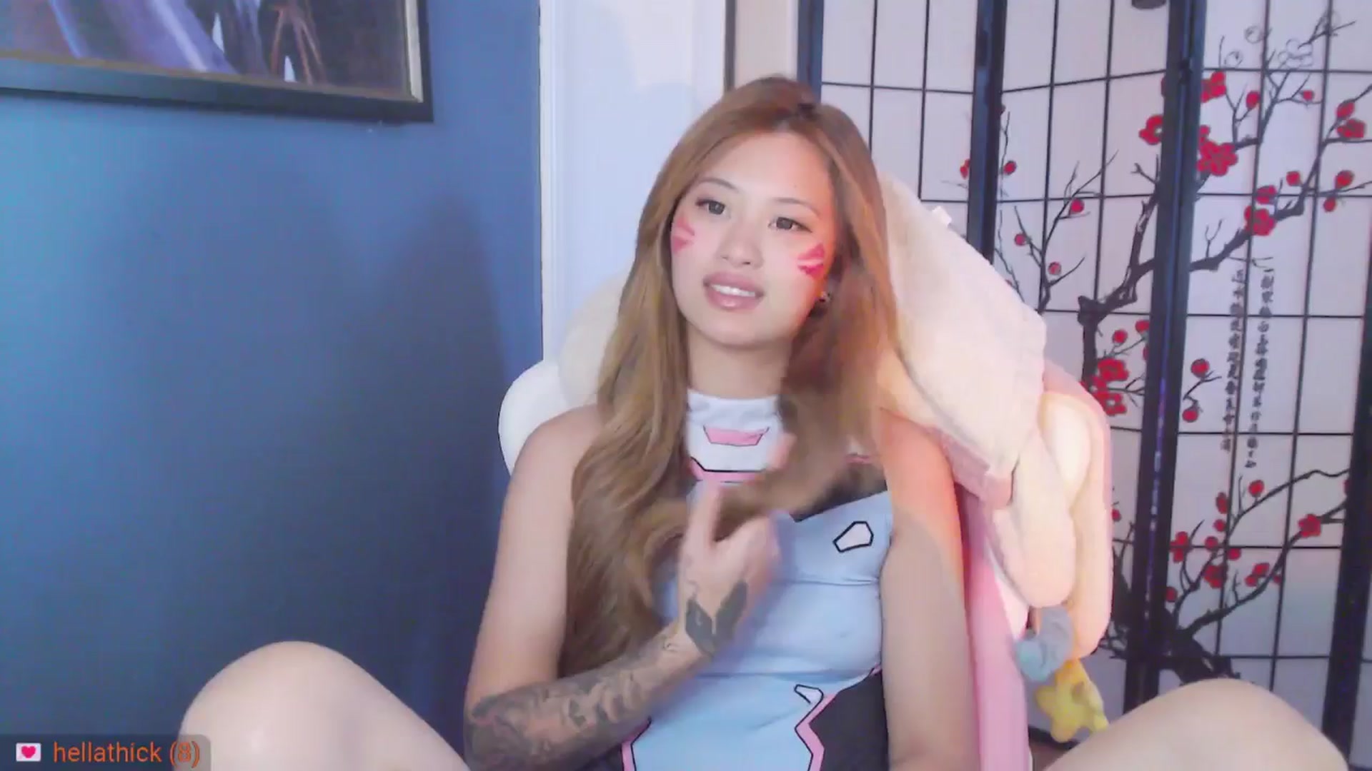 Gallery image thumbnail from MsMoncler's myfreecams stream on, 10/30/2024, 14:33 image 9 of 20