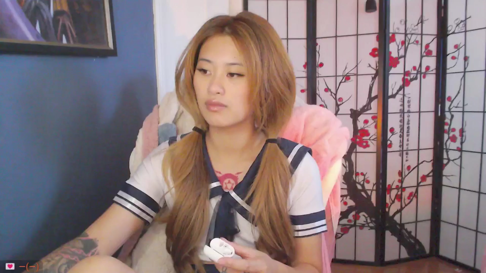 Gallery image thumbnail from MsMoncler's myfreecams stream on, 10/31/2024, 15:04 image 2 of 20