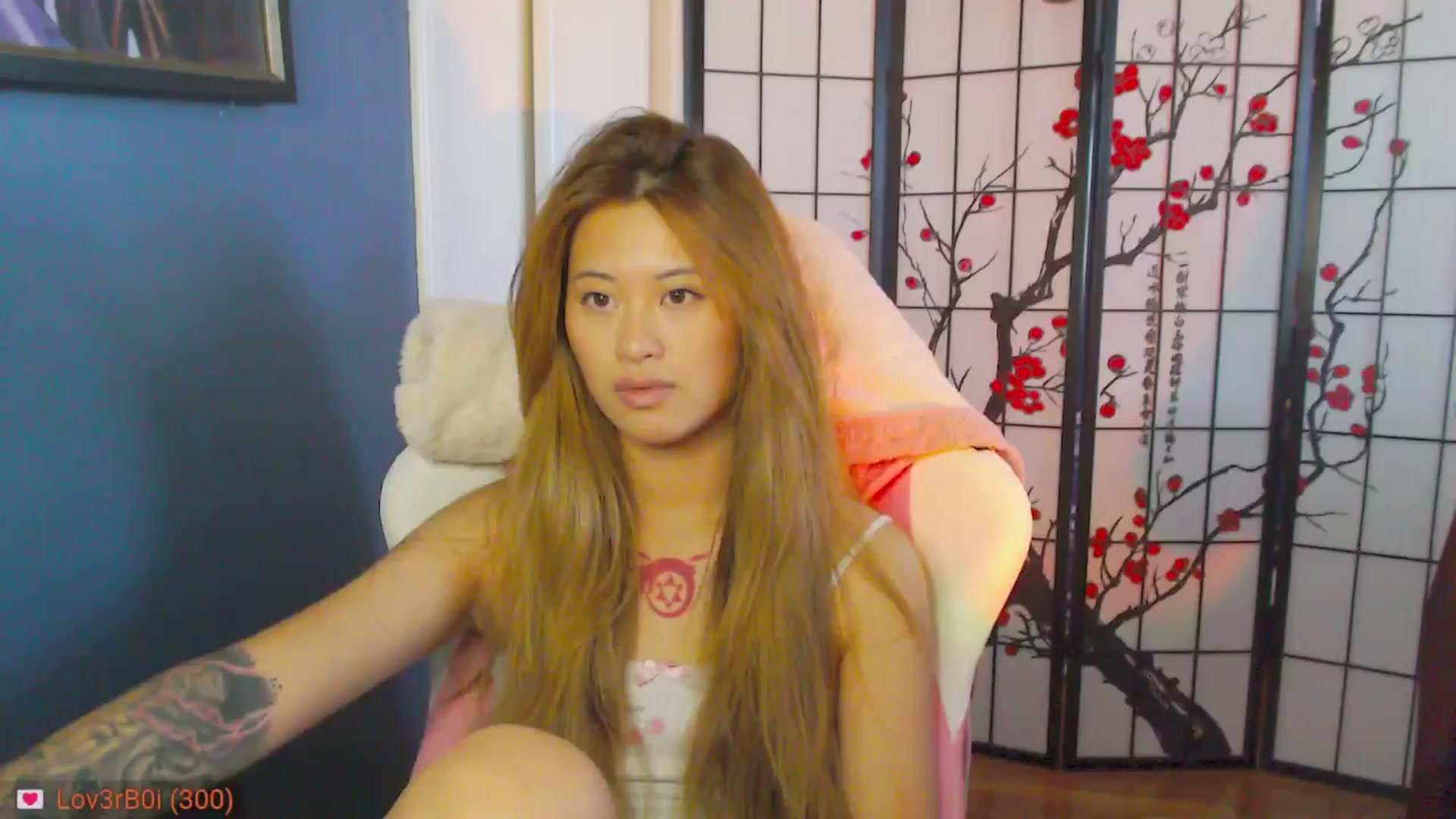 Gallery image thumbnail from MsMoncler's myfreecams stream on, 11/07/2024, 18:29 image 12 of 20