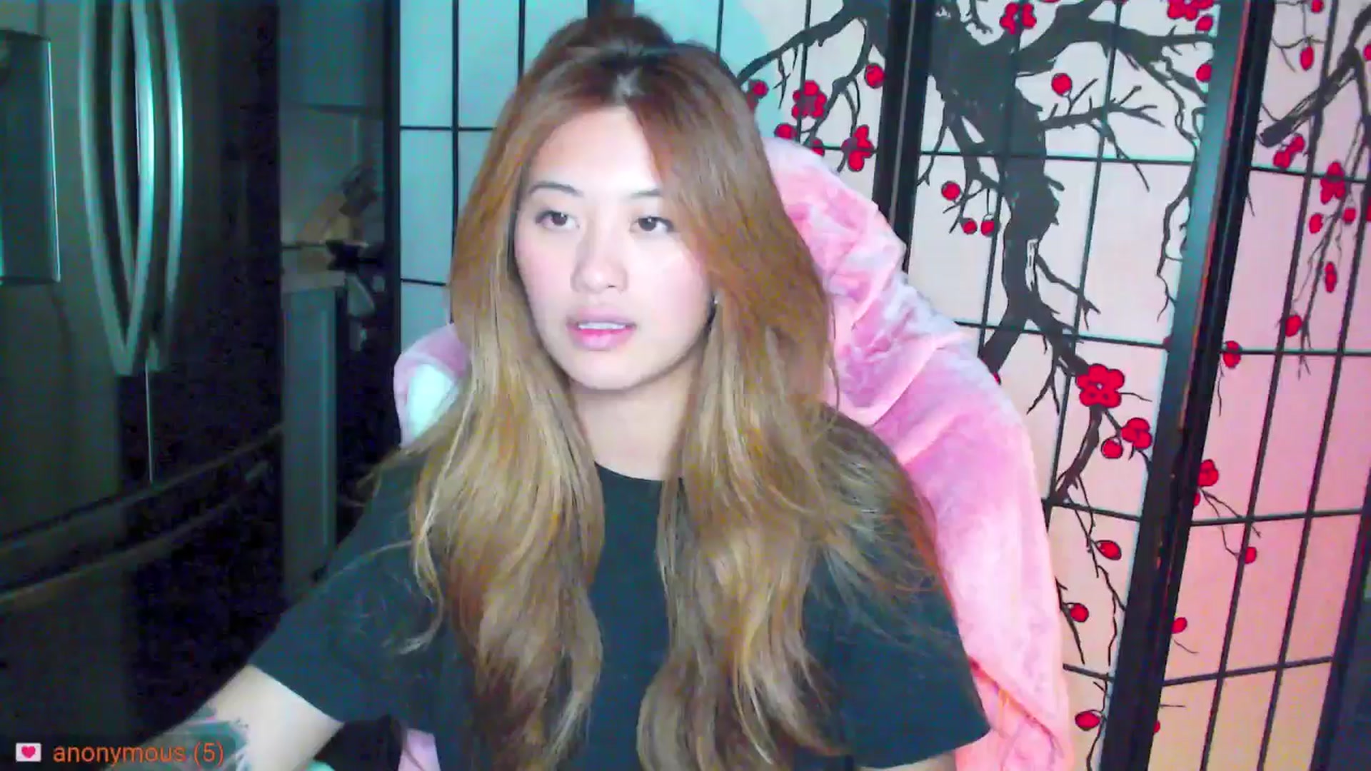 Gallery image thumbnail from MsMoncler's myfreecams stream on, 11/19/2024, 02:47 image 3 of 20