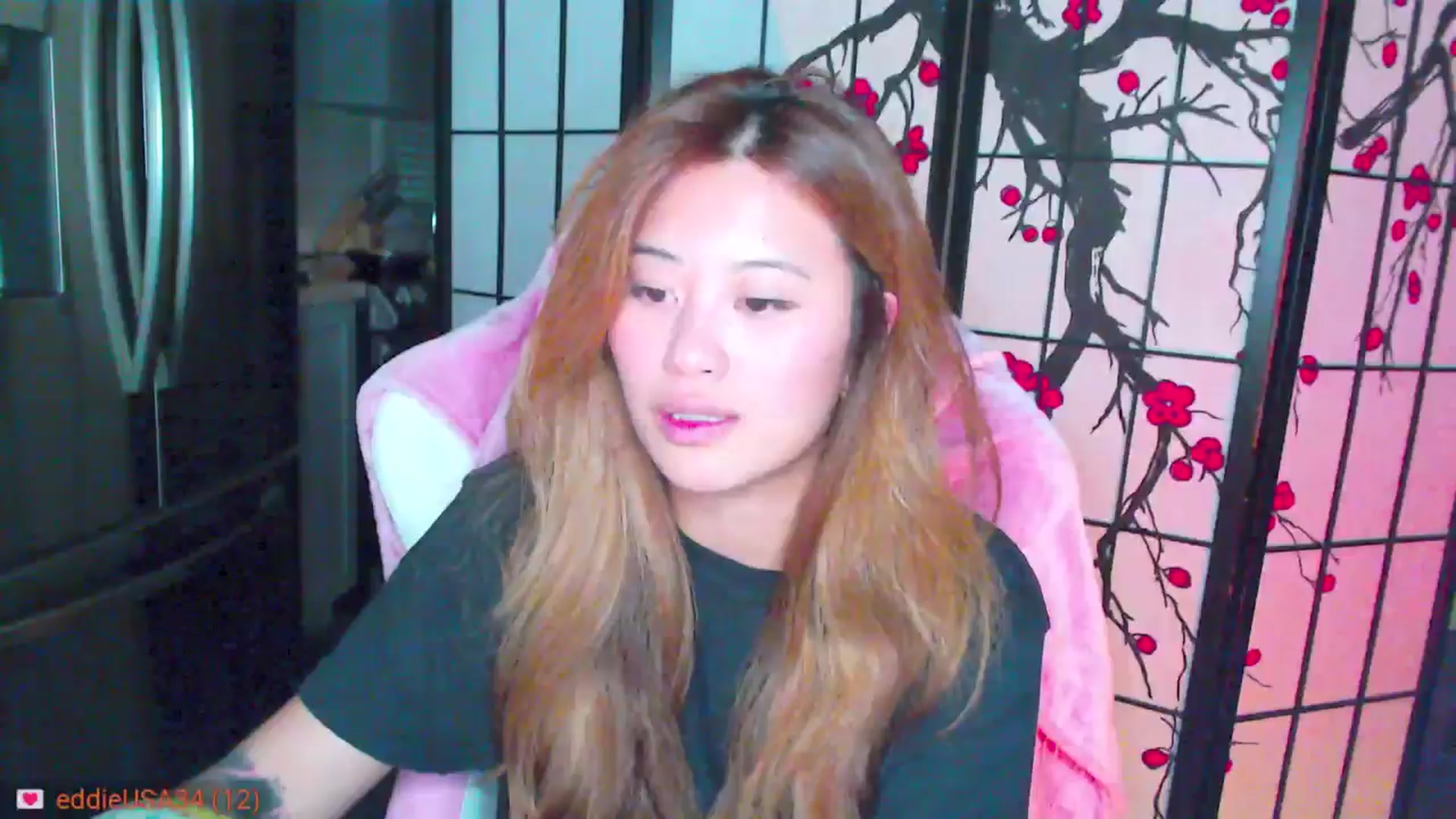 Gallery image thumbnail from MsMoncler's myfreecams stream on, 11/19/2024, 02:47 image 19 of 20