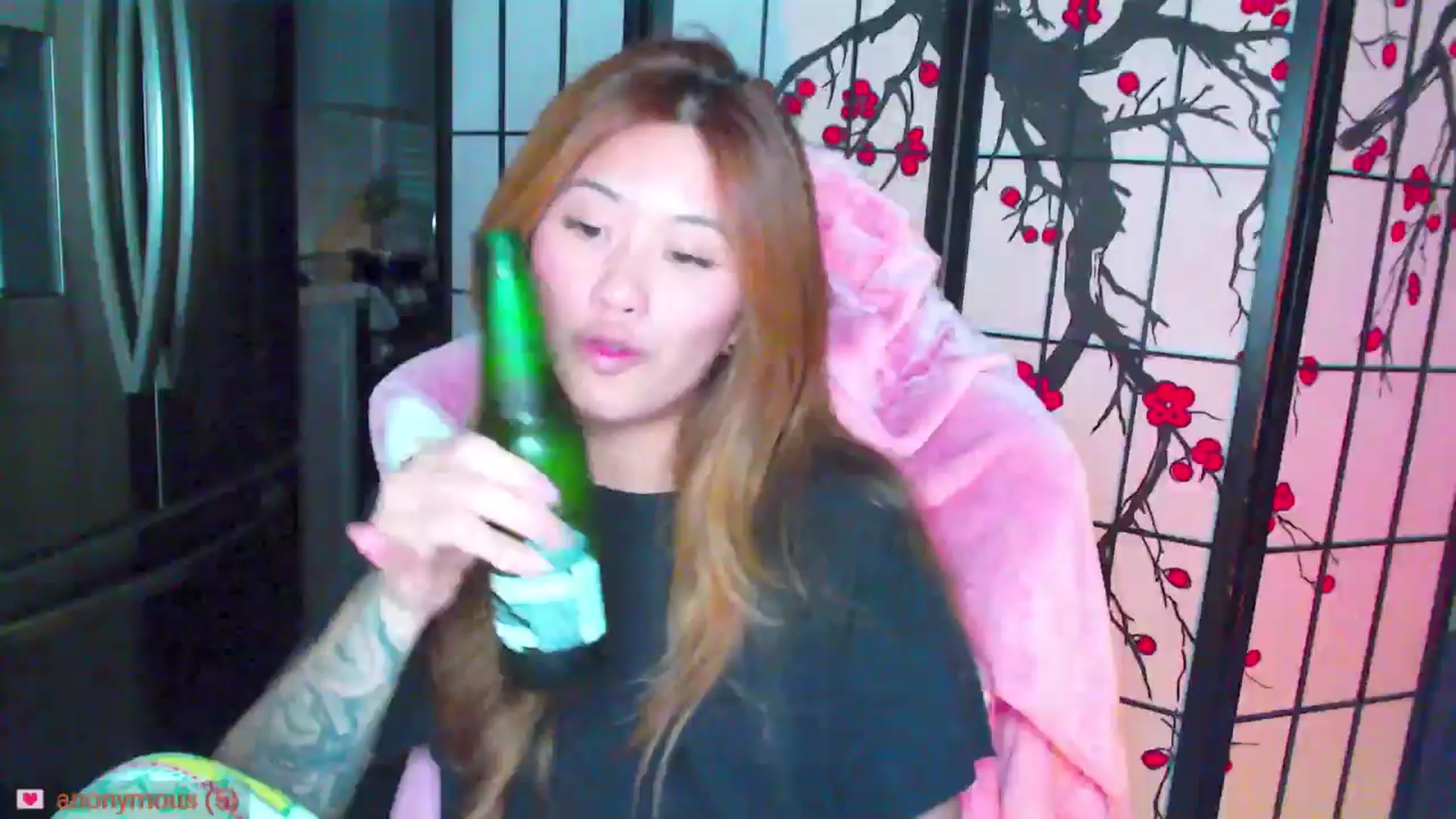 Gallery image thumbnail from MsMoncler's myfreecams stream on, 11/19/2024, 02:47 image 7 of 20